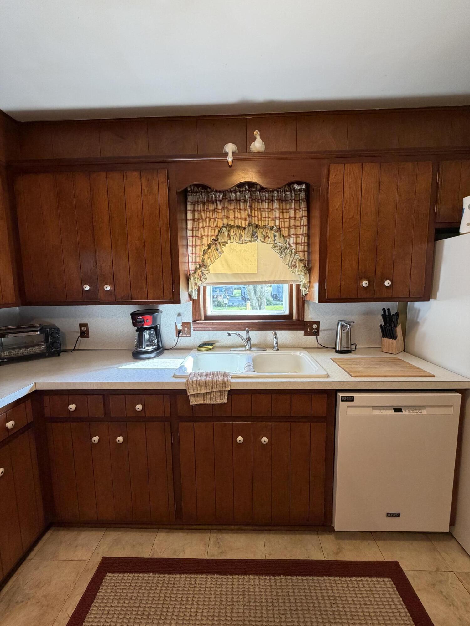504 Buchanan, Wapakoneta, Ohio 45895