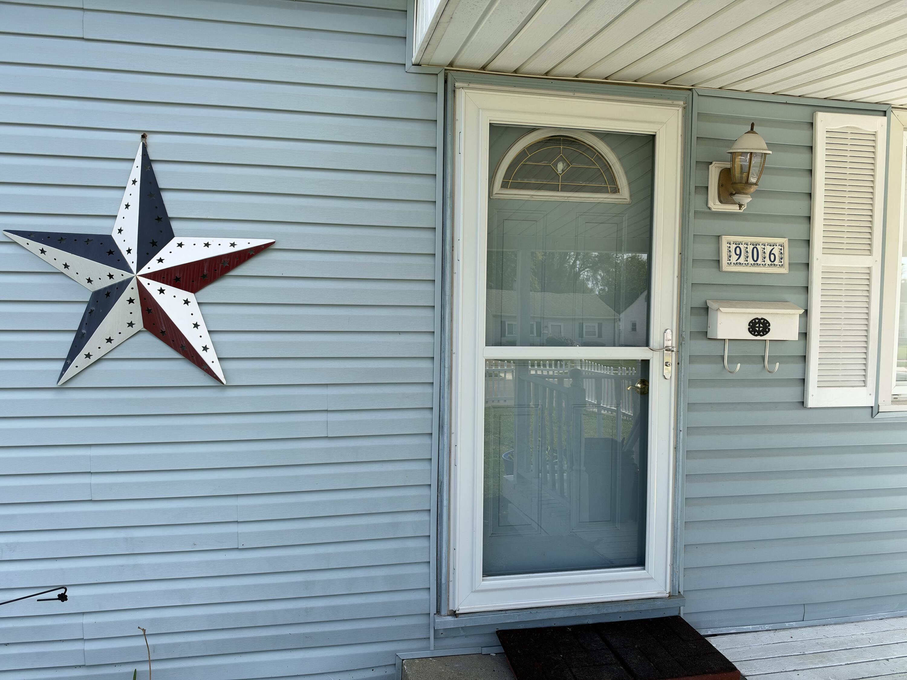 906 Mavor, Springfield, Ohio 45505