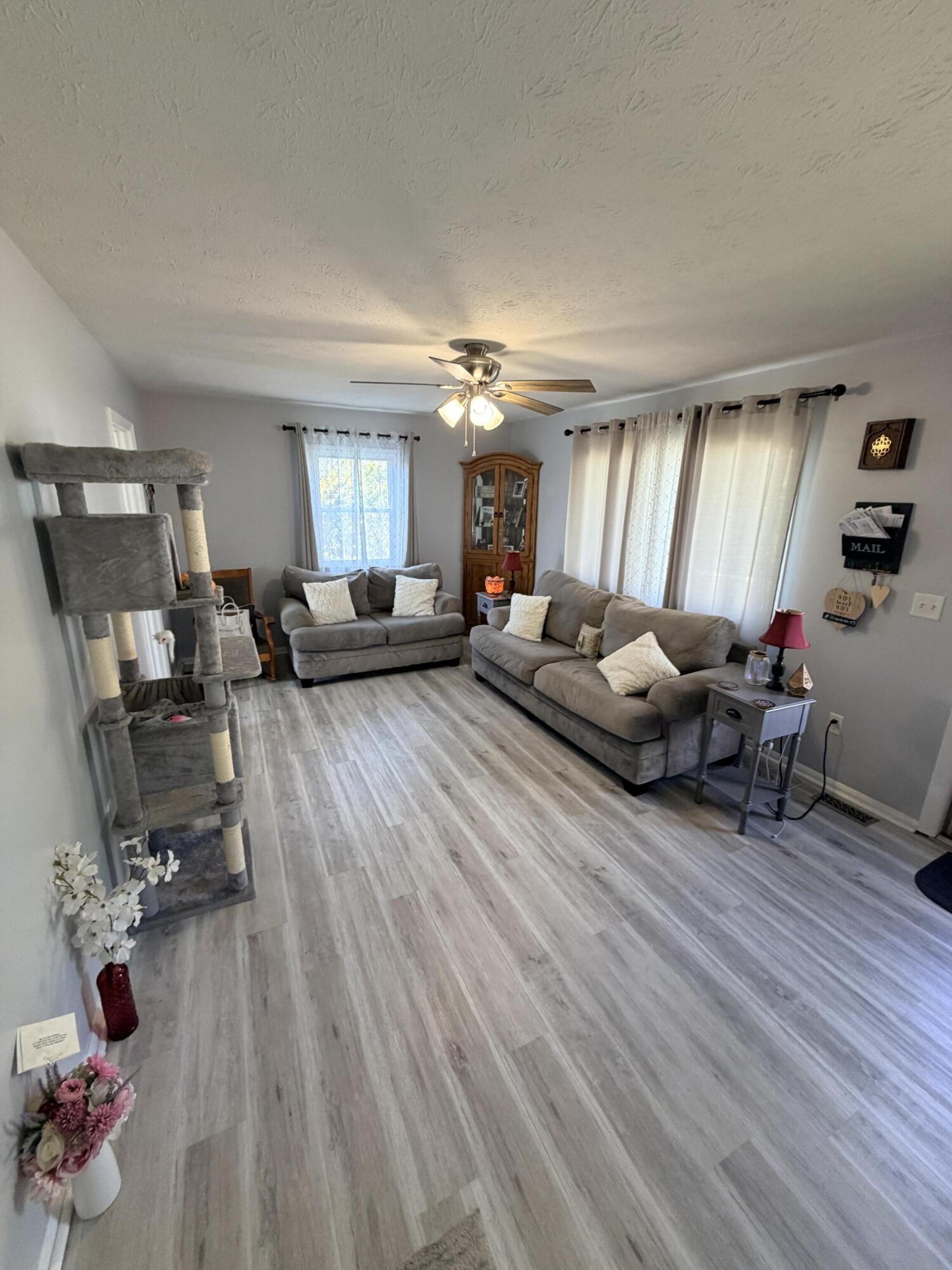 2809 Lowman, Springfield, Ohio 45505