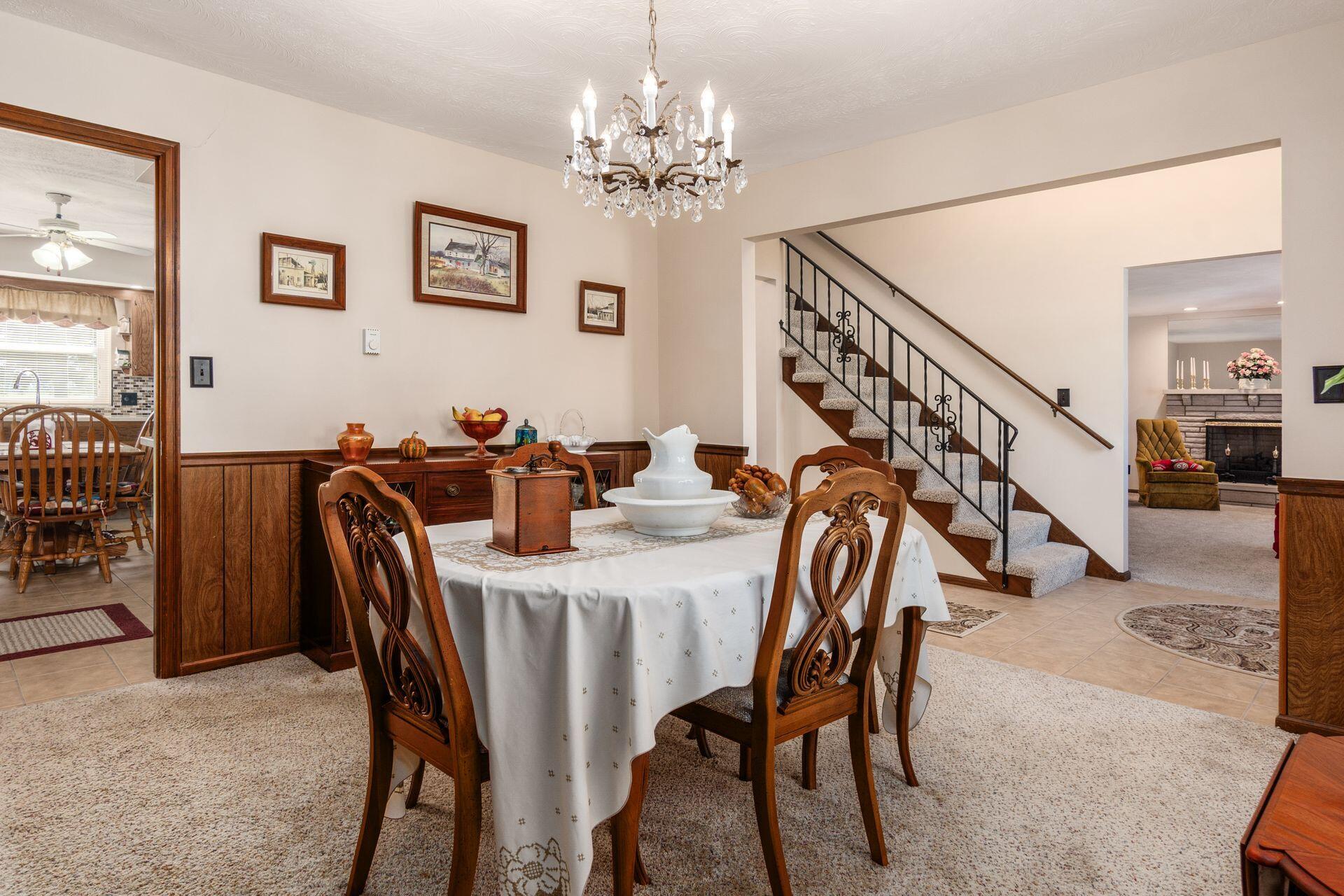 1200 Spring Valley, London, Ohio 43140