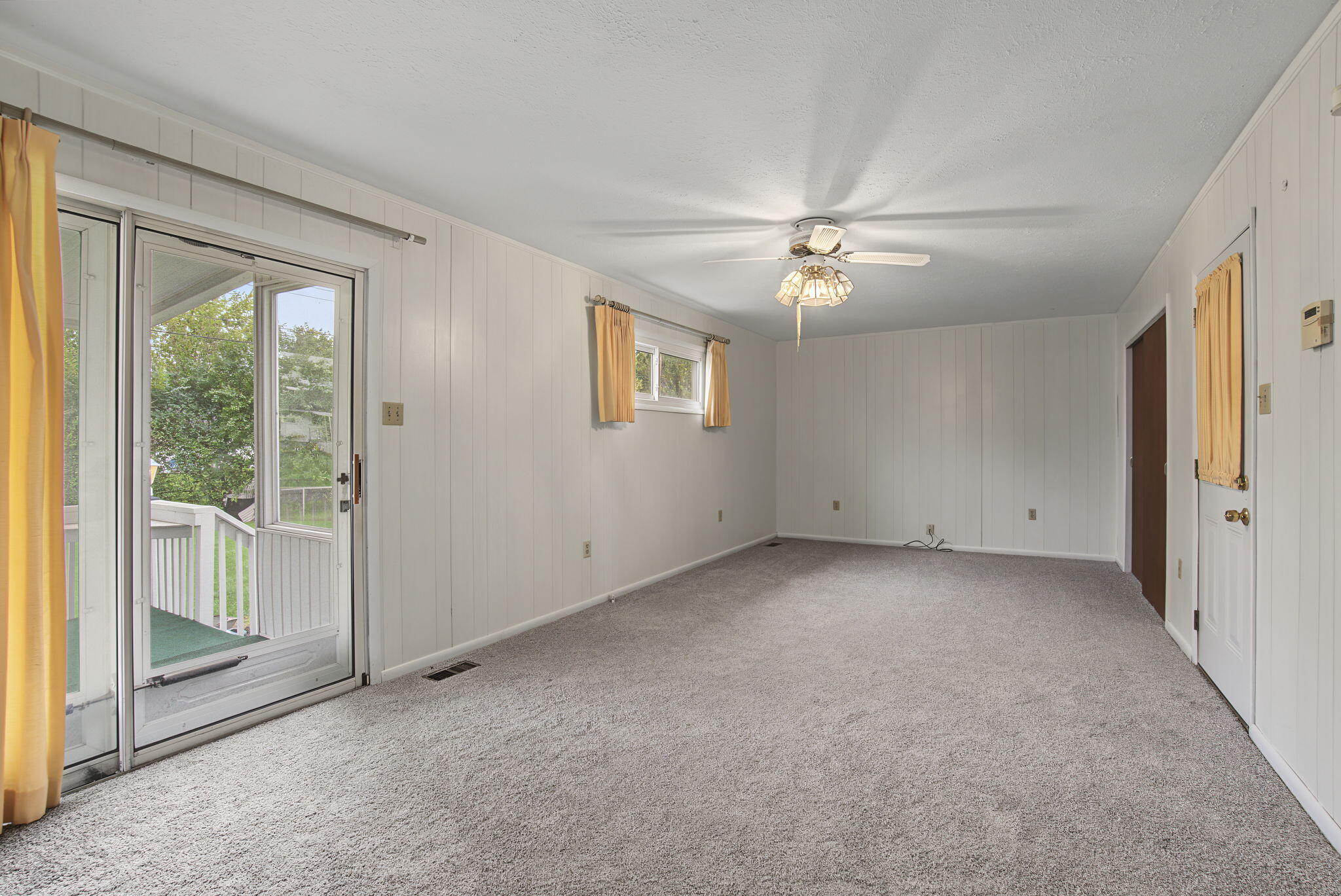 109 Delcourt, Springfield, Ohio 45506