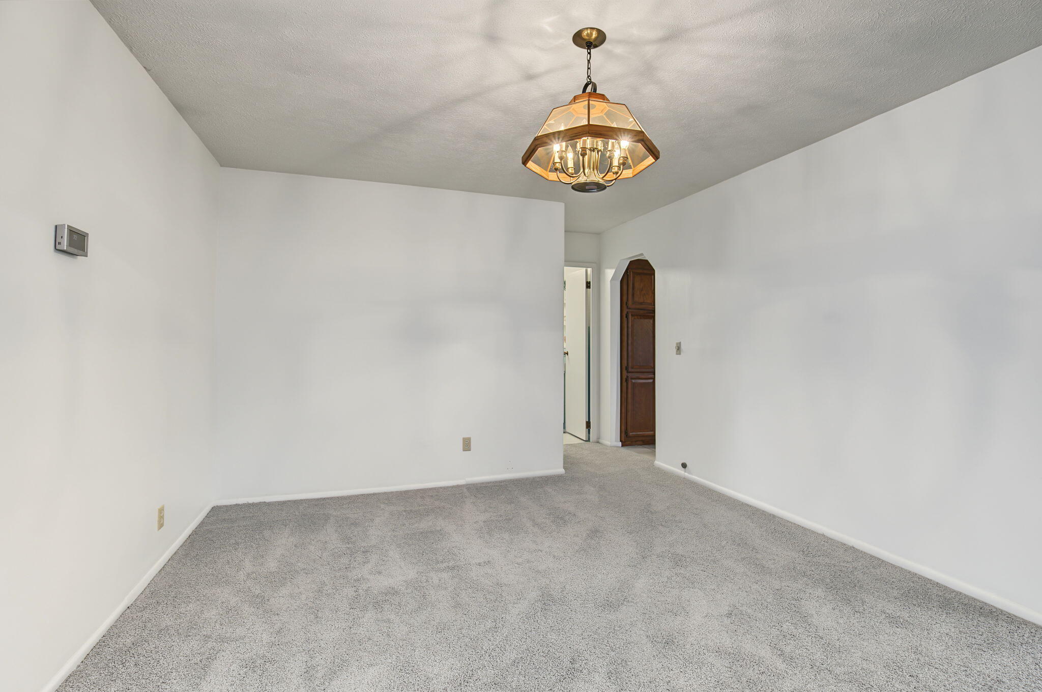 109 Delcourt, Springfield, Ohio 45506