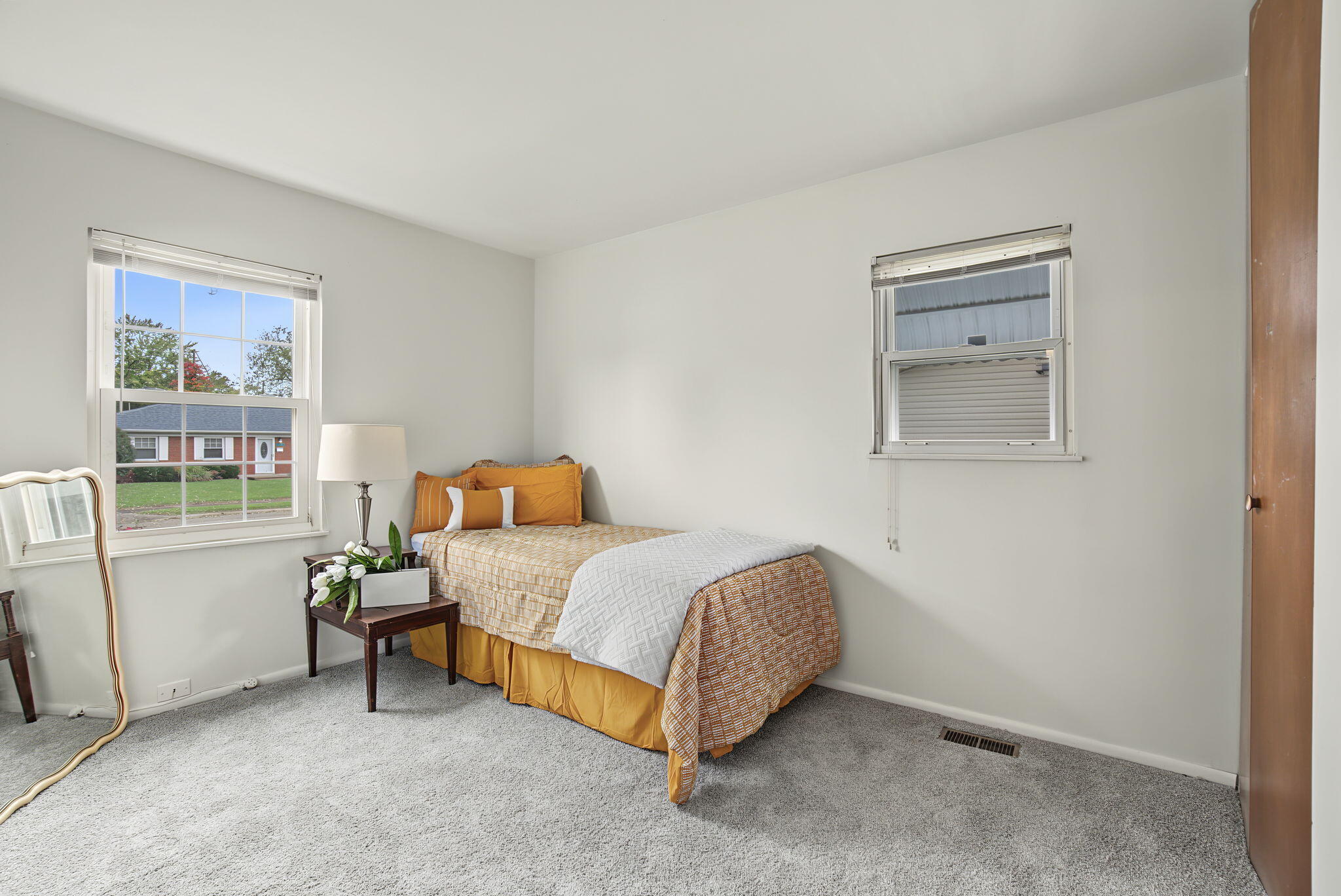 109 Delcourt, Springfield, Ohio 45506
