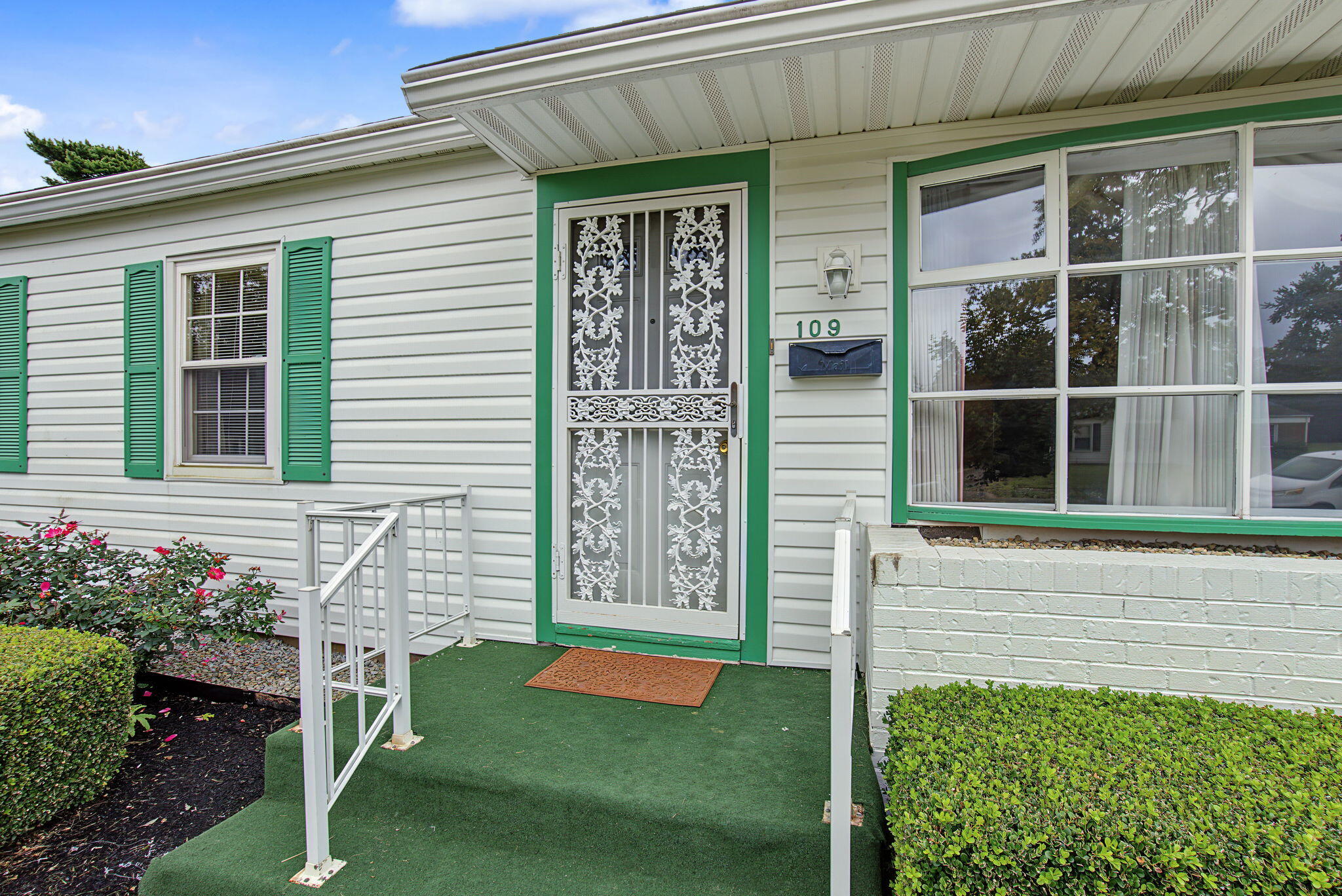 109 Delcourt, Springfield, Ohio 45506