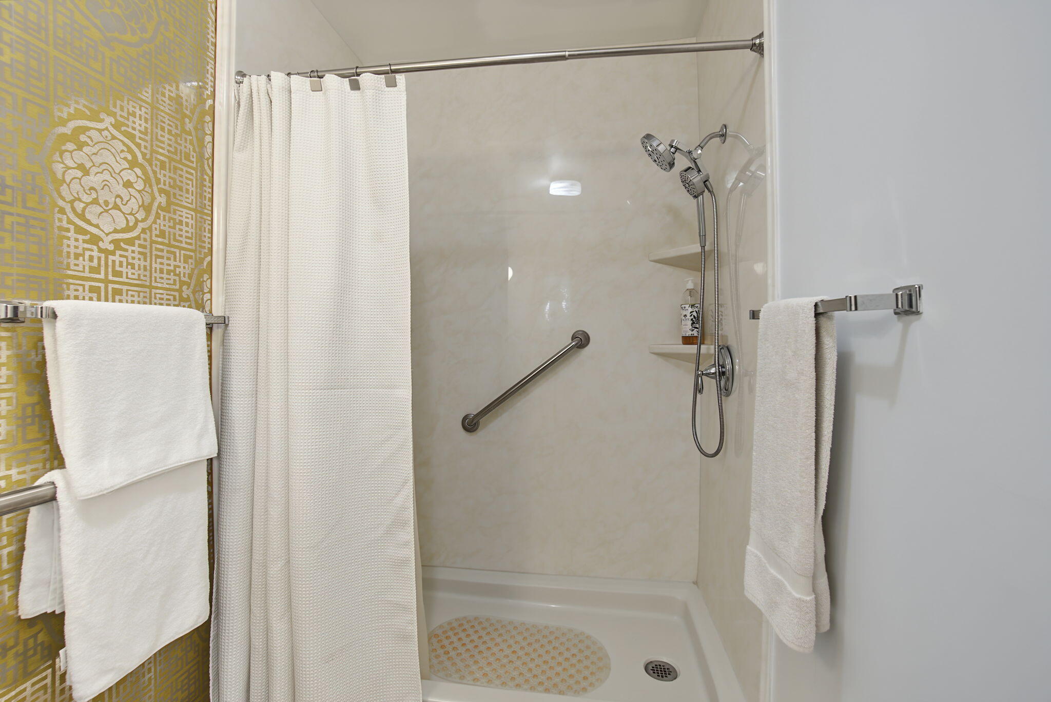109 Delcourt, Springfield, Ohio 45506