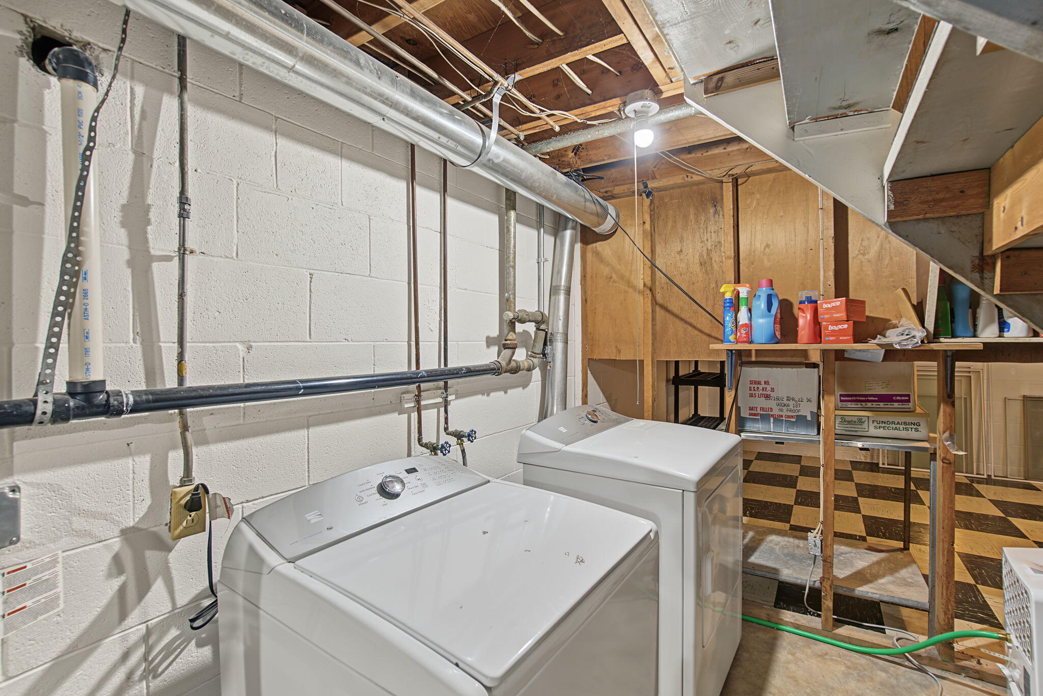109 Delcourt, Springfield, Ohio 45506