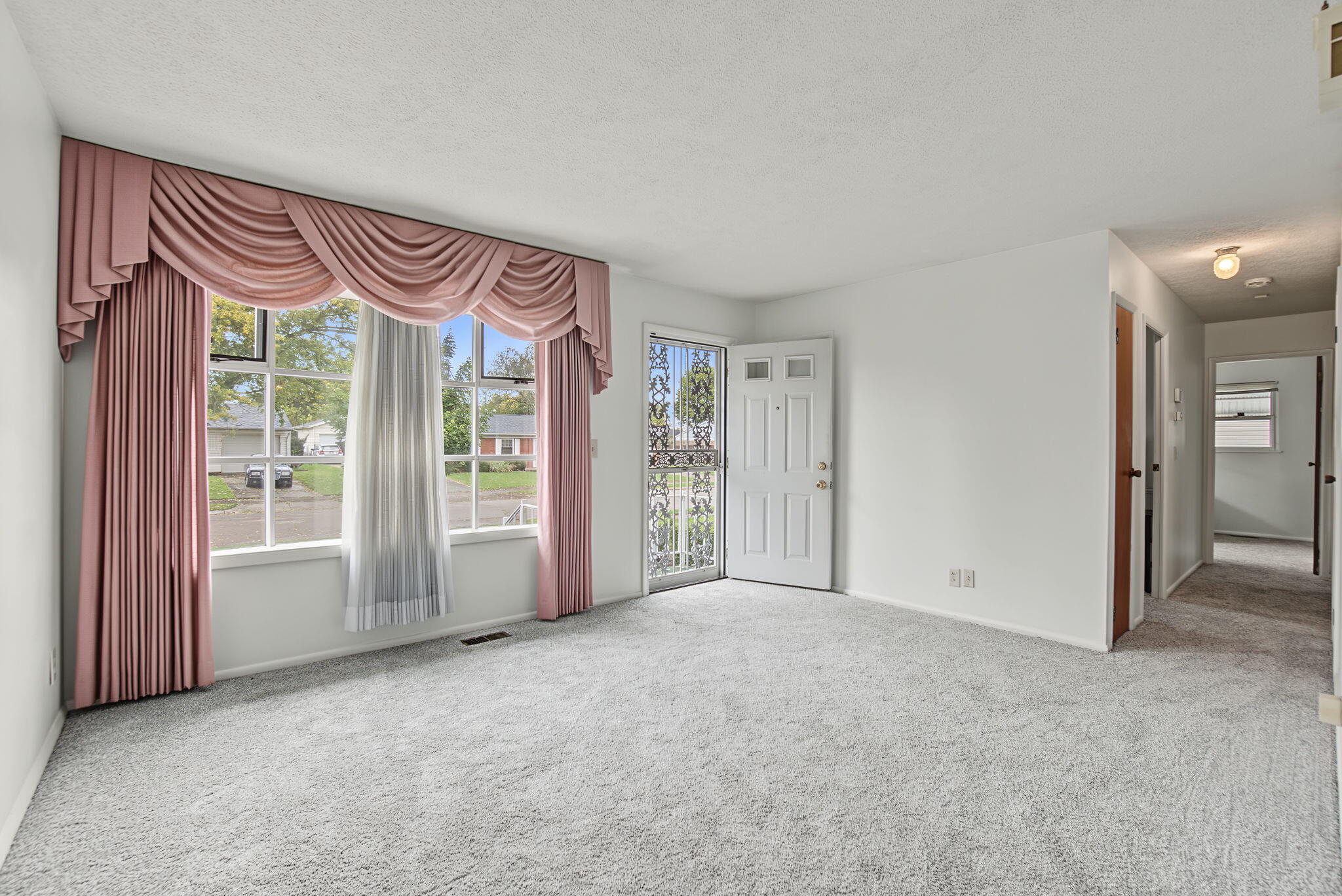 109 Delcourt, Springfield, Ohio 45506