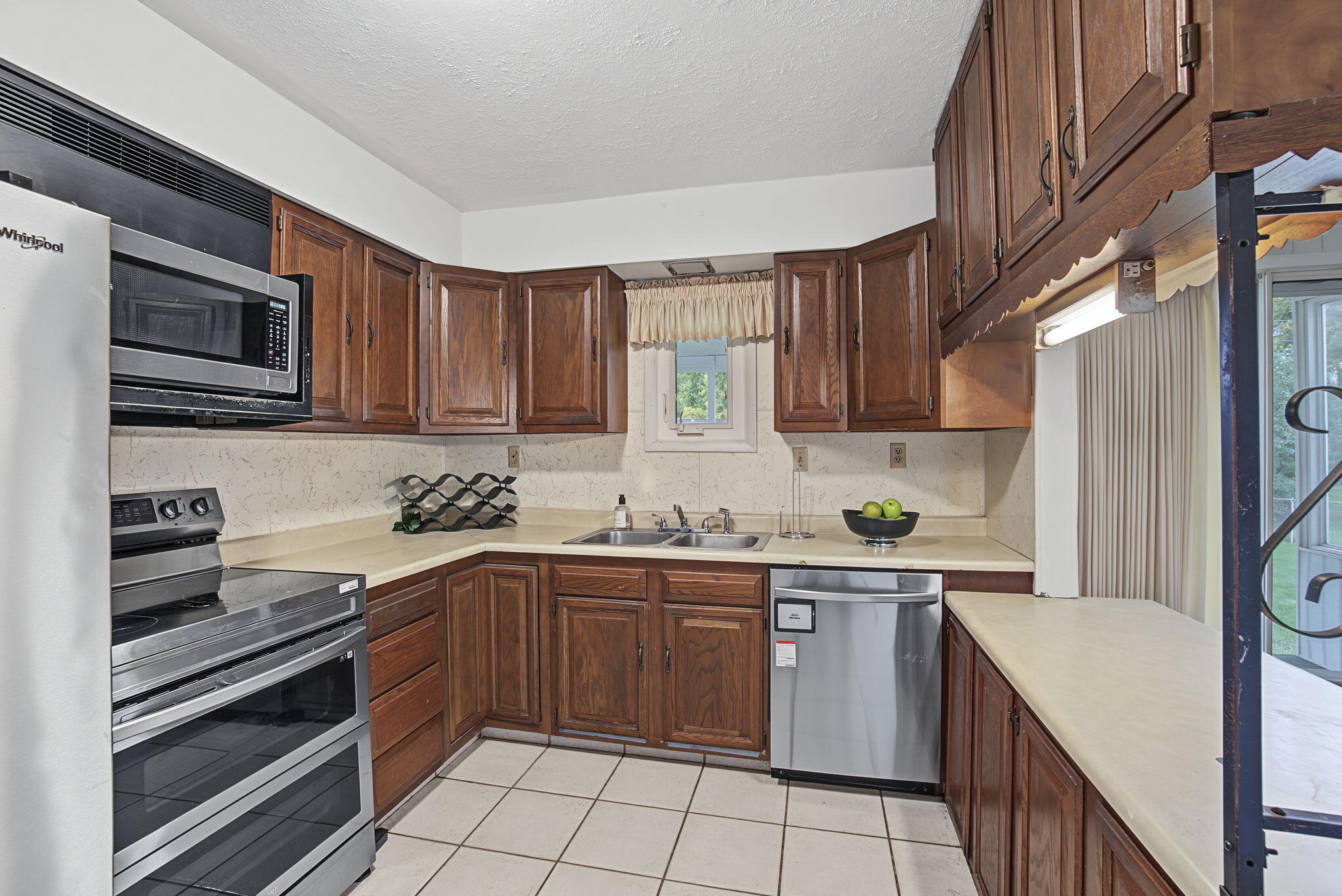 109 Delcourt, Springfield, Ohio 45506
