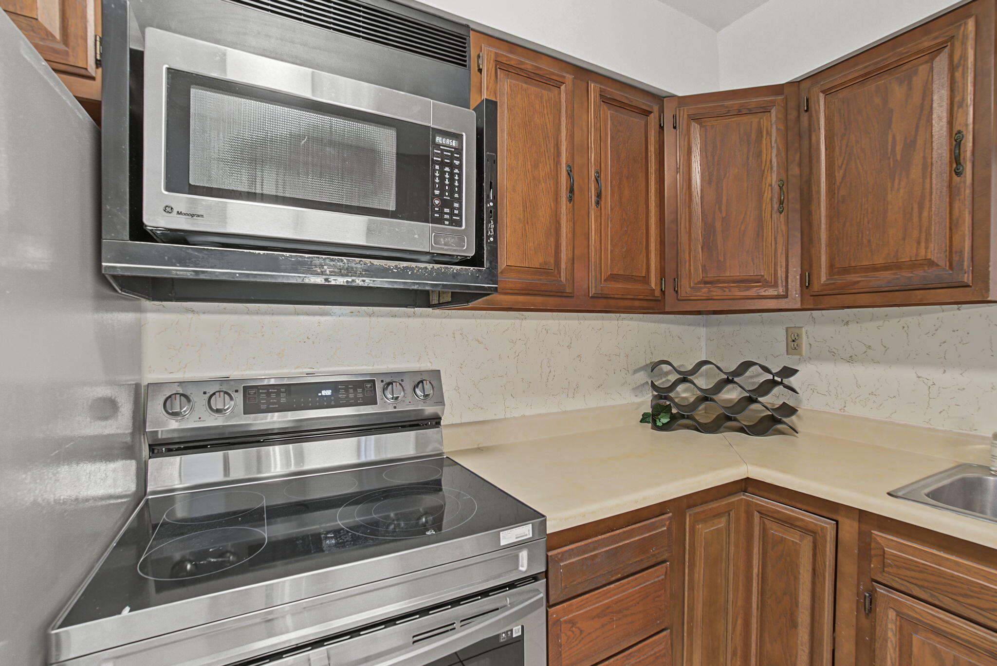 109 Delcourt, Springfield, Ohio 45506