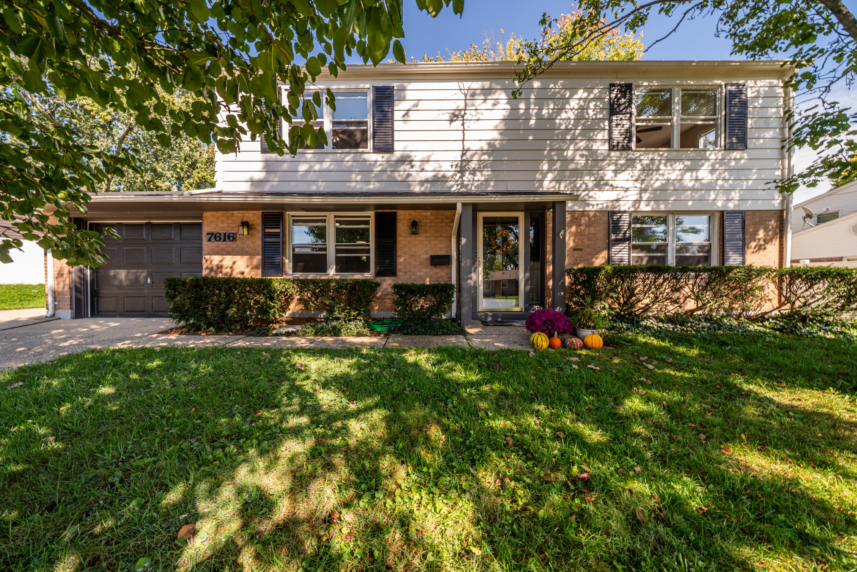 7616 Harshmanville, Huber Heights, Ohio 45424