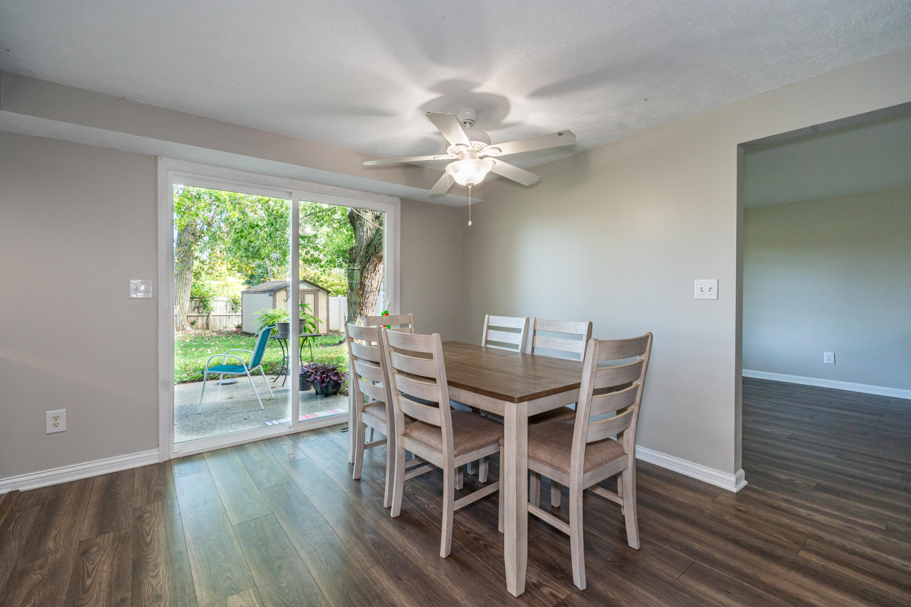7616 Harshmanville, Huber Heights, Ohio 45424