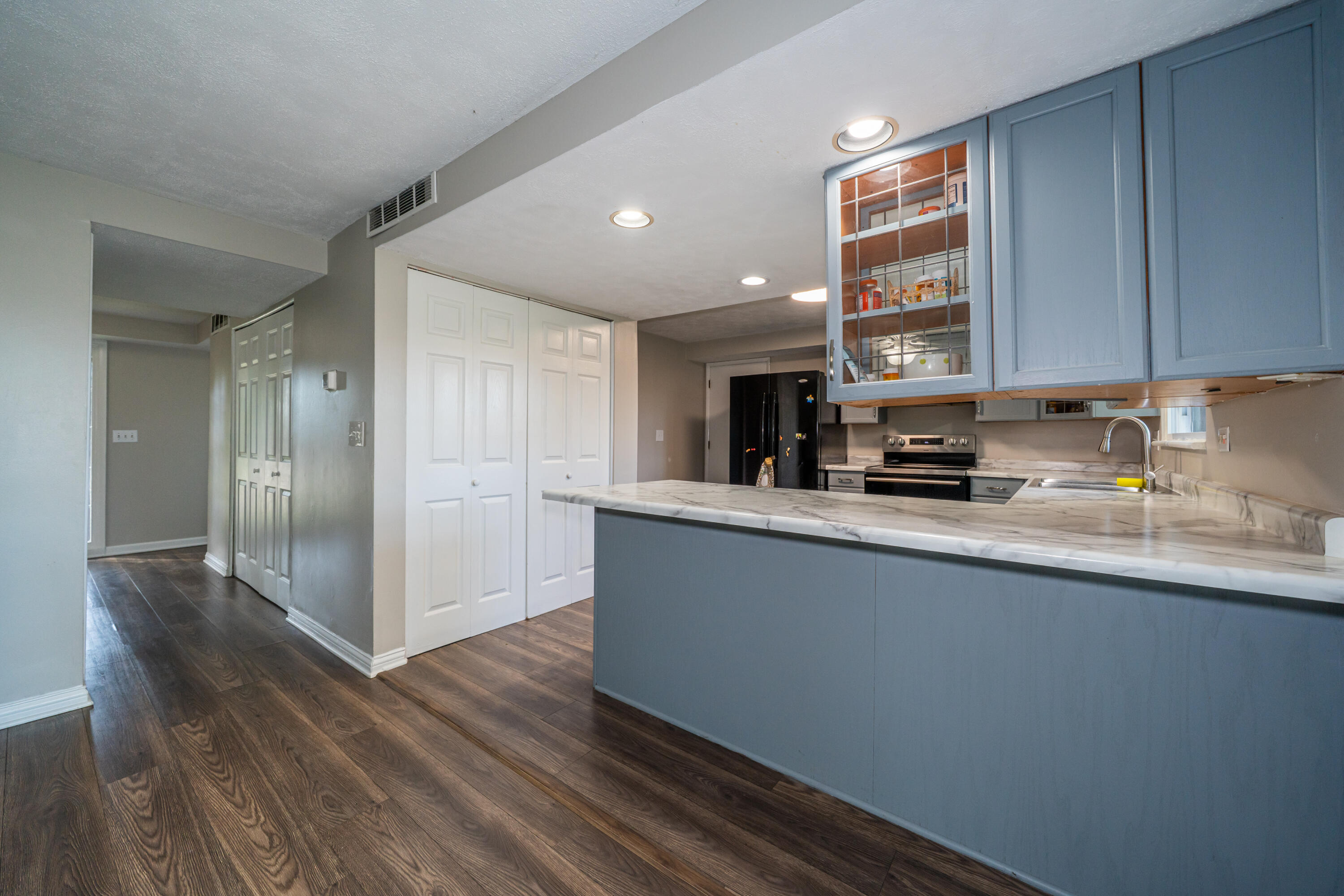 7616 Harshmanville, Huber Heights, Ohio 45424