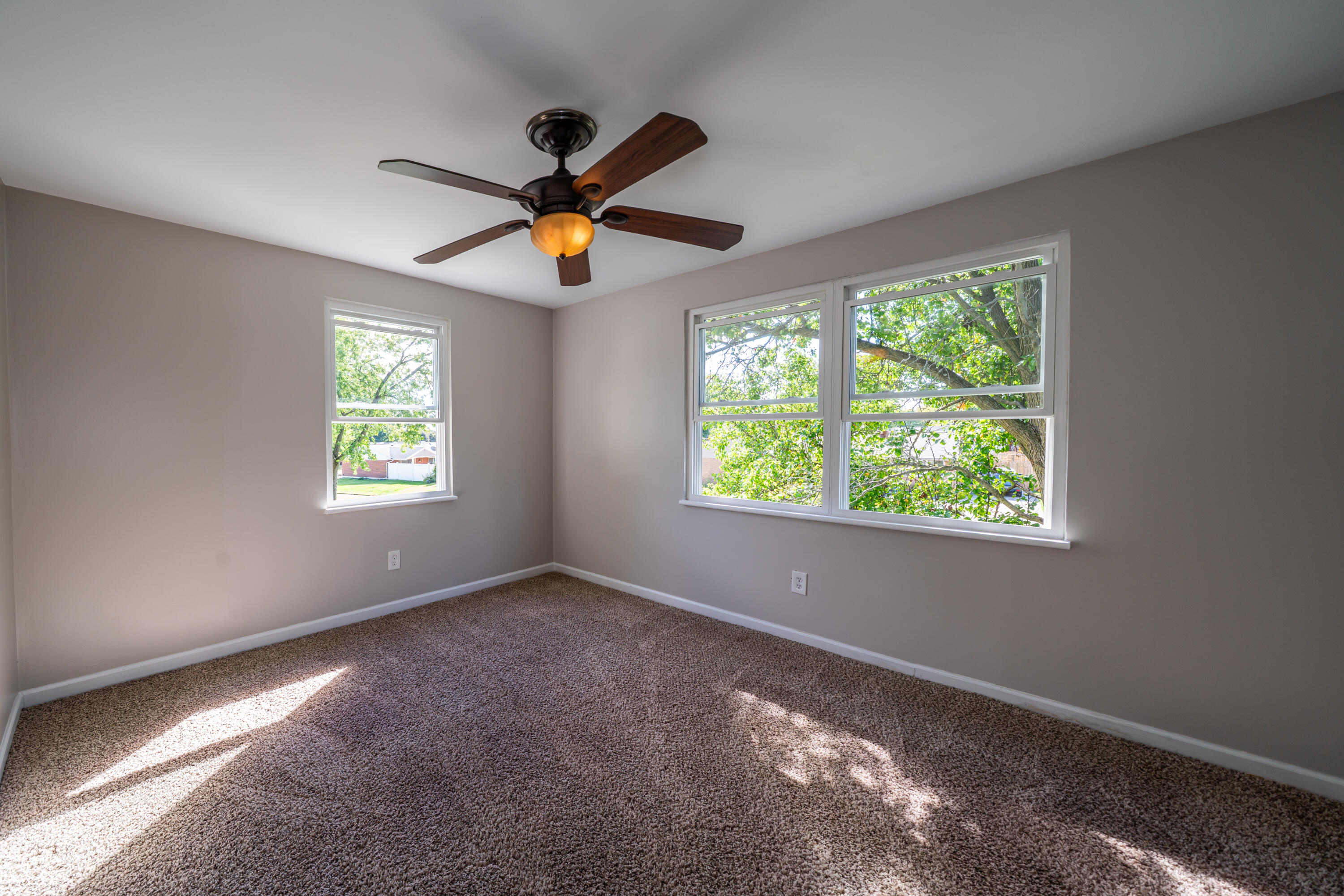 7616 Harshmanville, Huber Heights, Ohio 45424