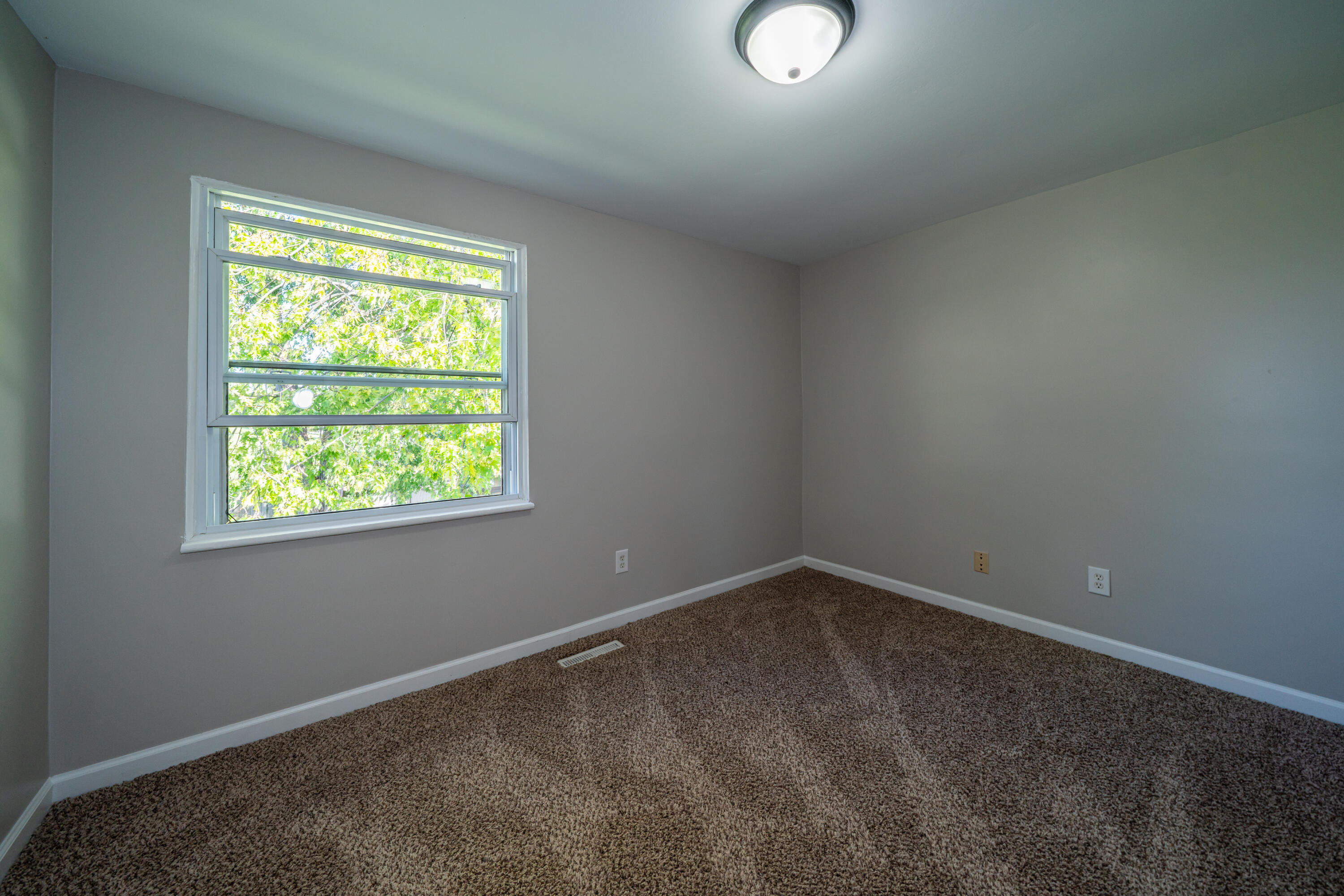 7616 Harshmanville, Huber Heights, Ohio 45424