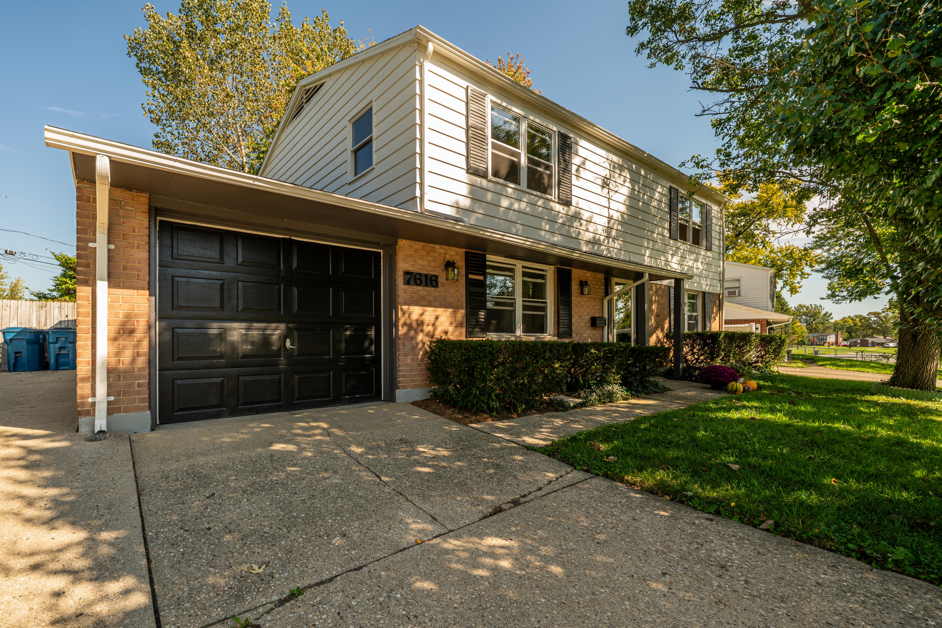 7616 Harshmanville, Huber Heights, Ohio 45424