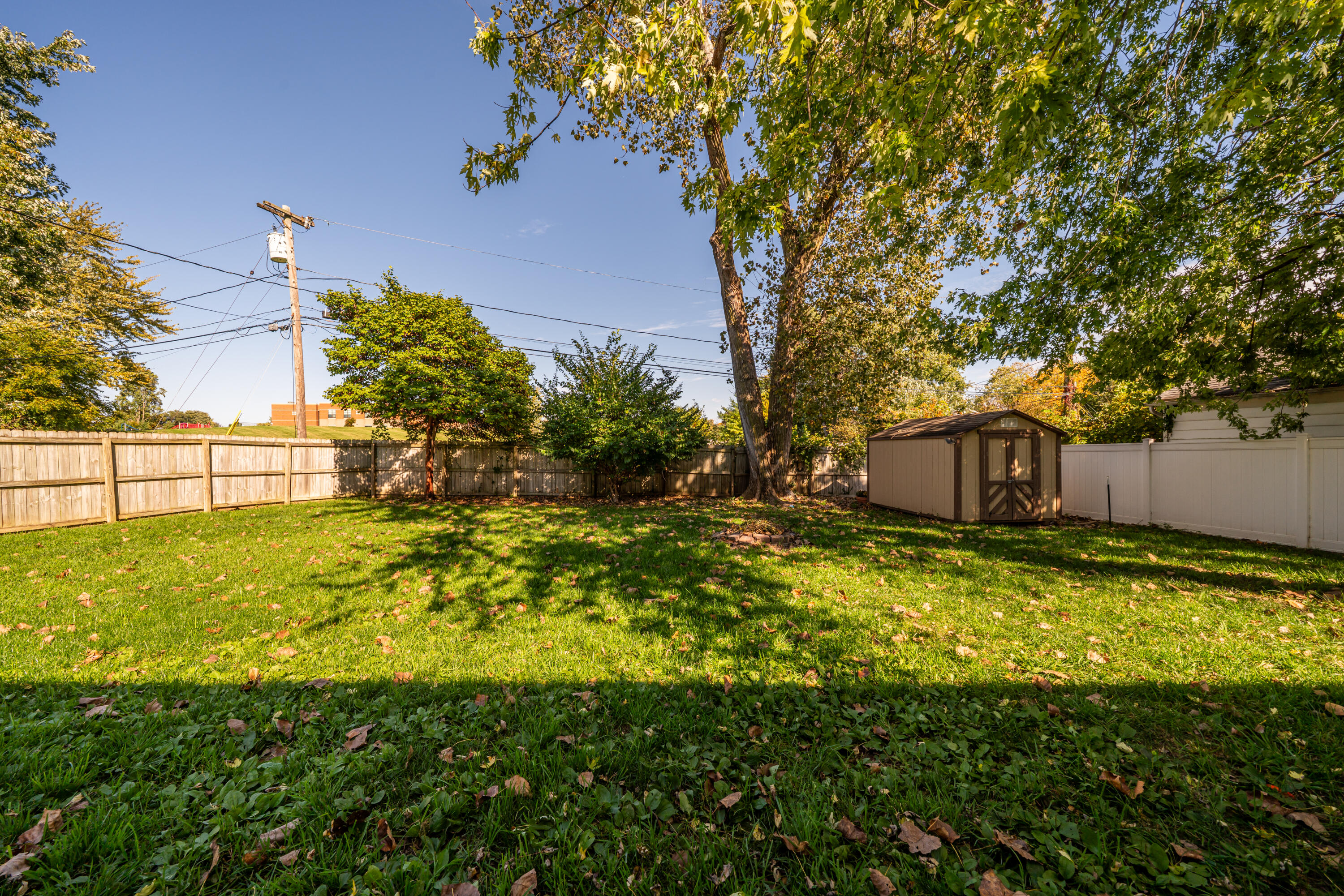7616 Harshmanville, Huber Heights, Ohio 45424