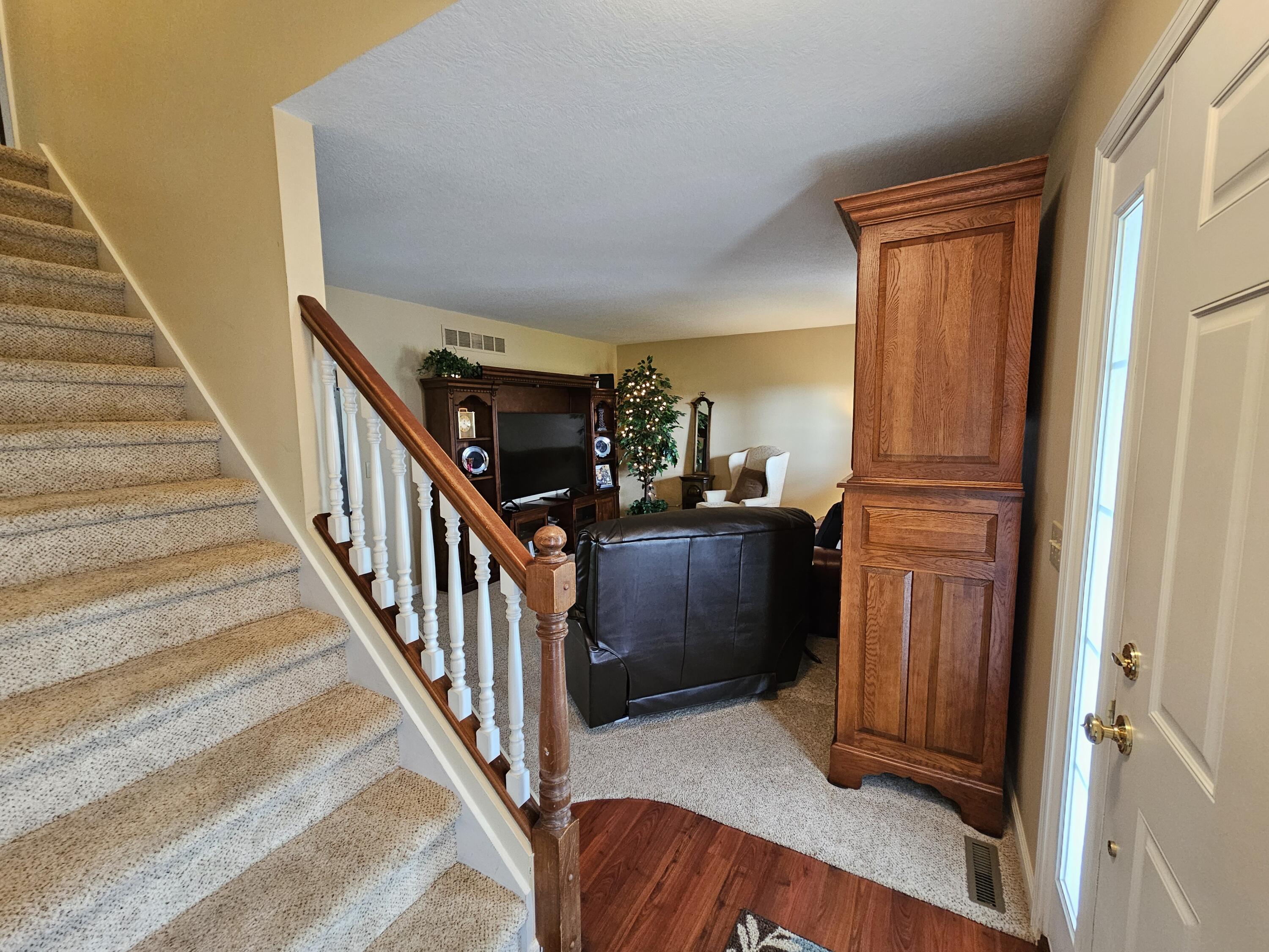 15881 Lochard, Anna, Ohio 45302