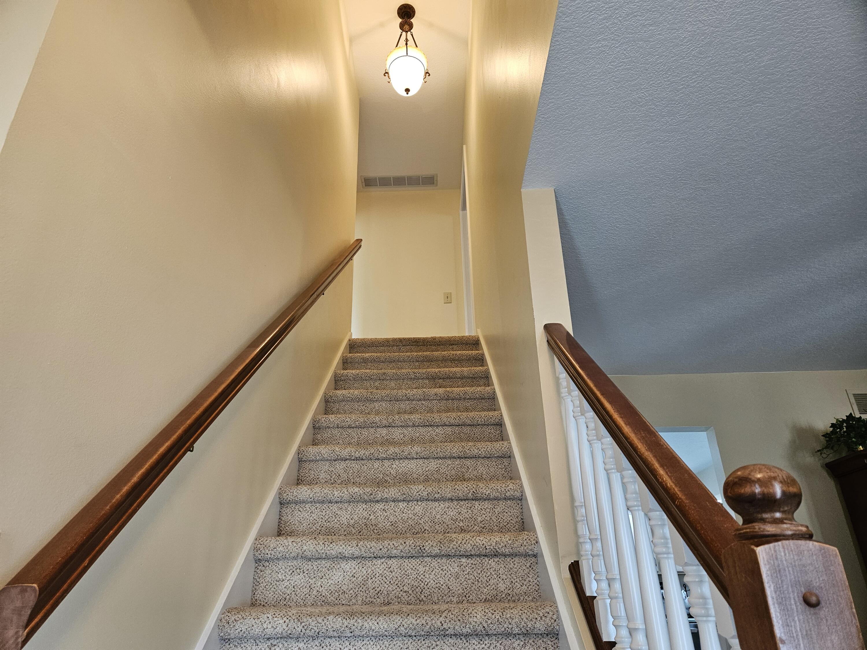 15881 Lochard, Anna, Ohio 45302