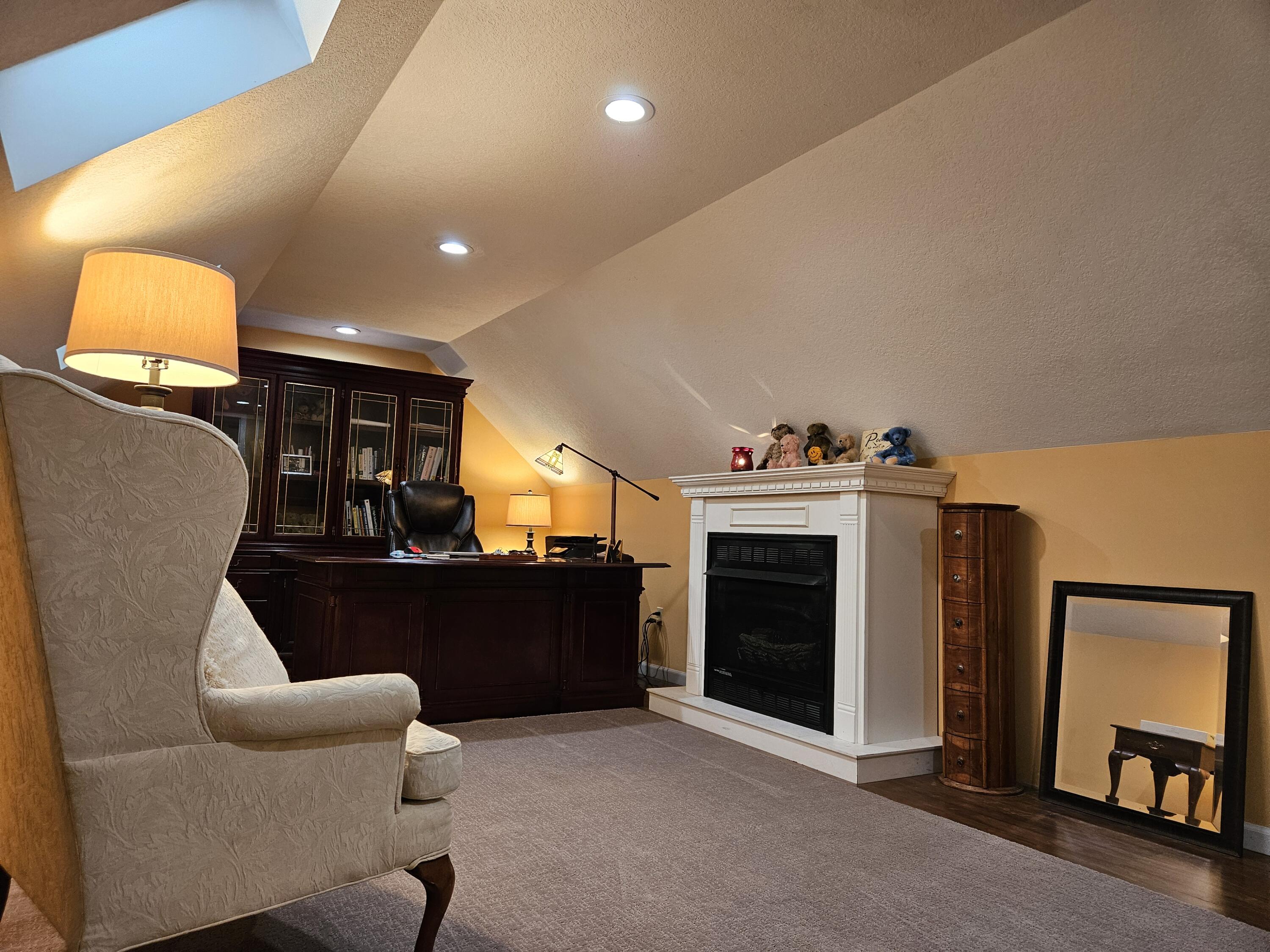 15881 Lochard, Anna, Ohio 45302