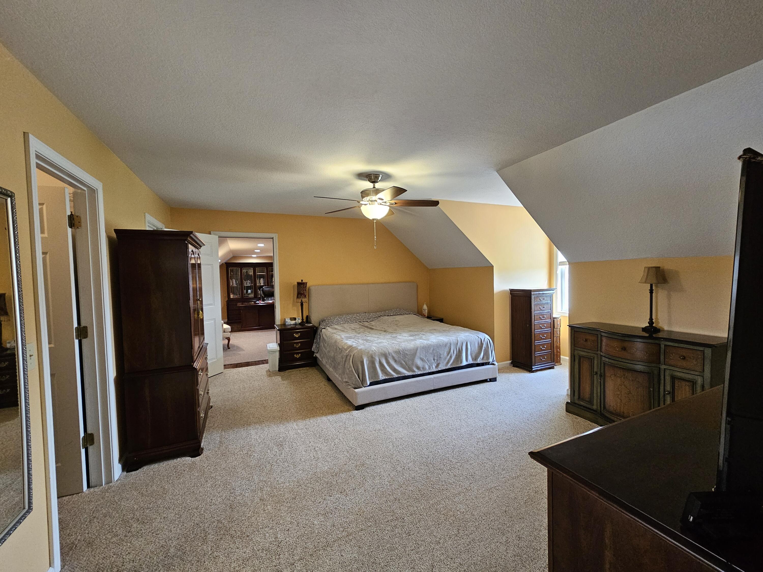 15881 Lochard, Anna, Ohio 45302