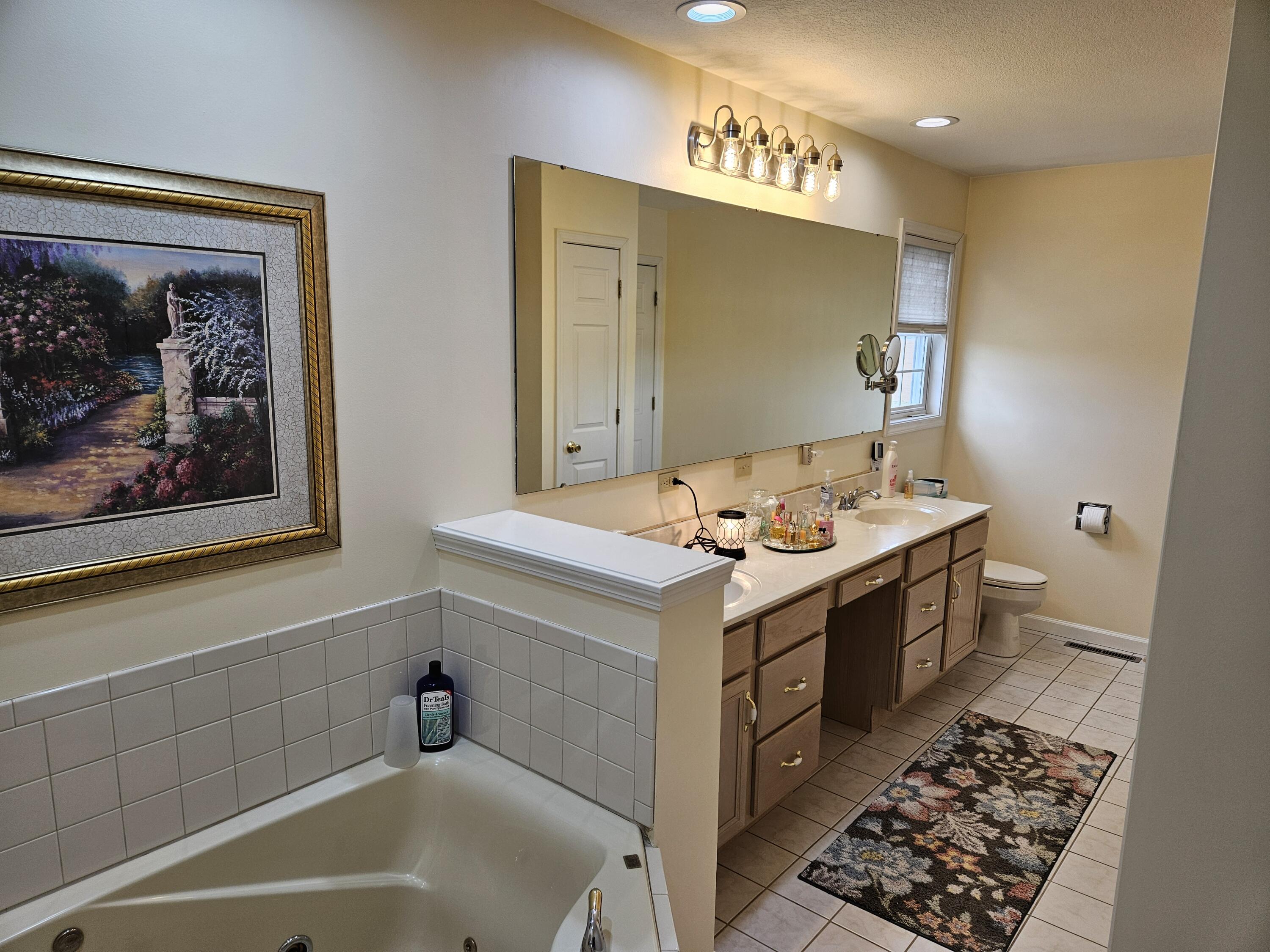 15881 Lochard, Anna, Ohio 45302