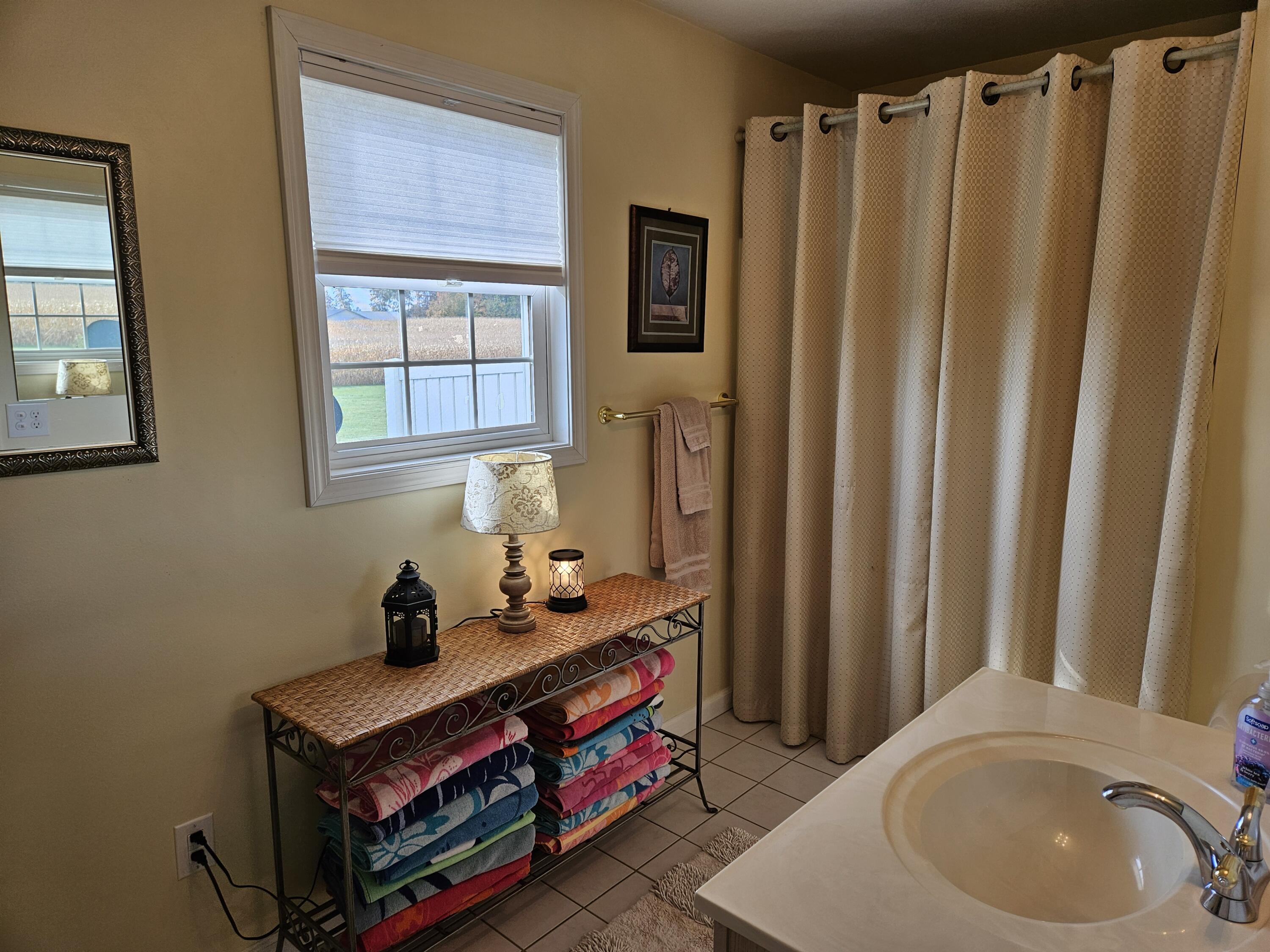 15881 Lochard, Anna, Ohio 45302