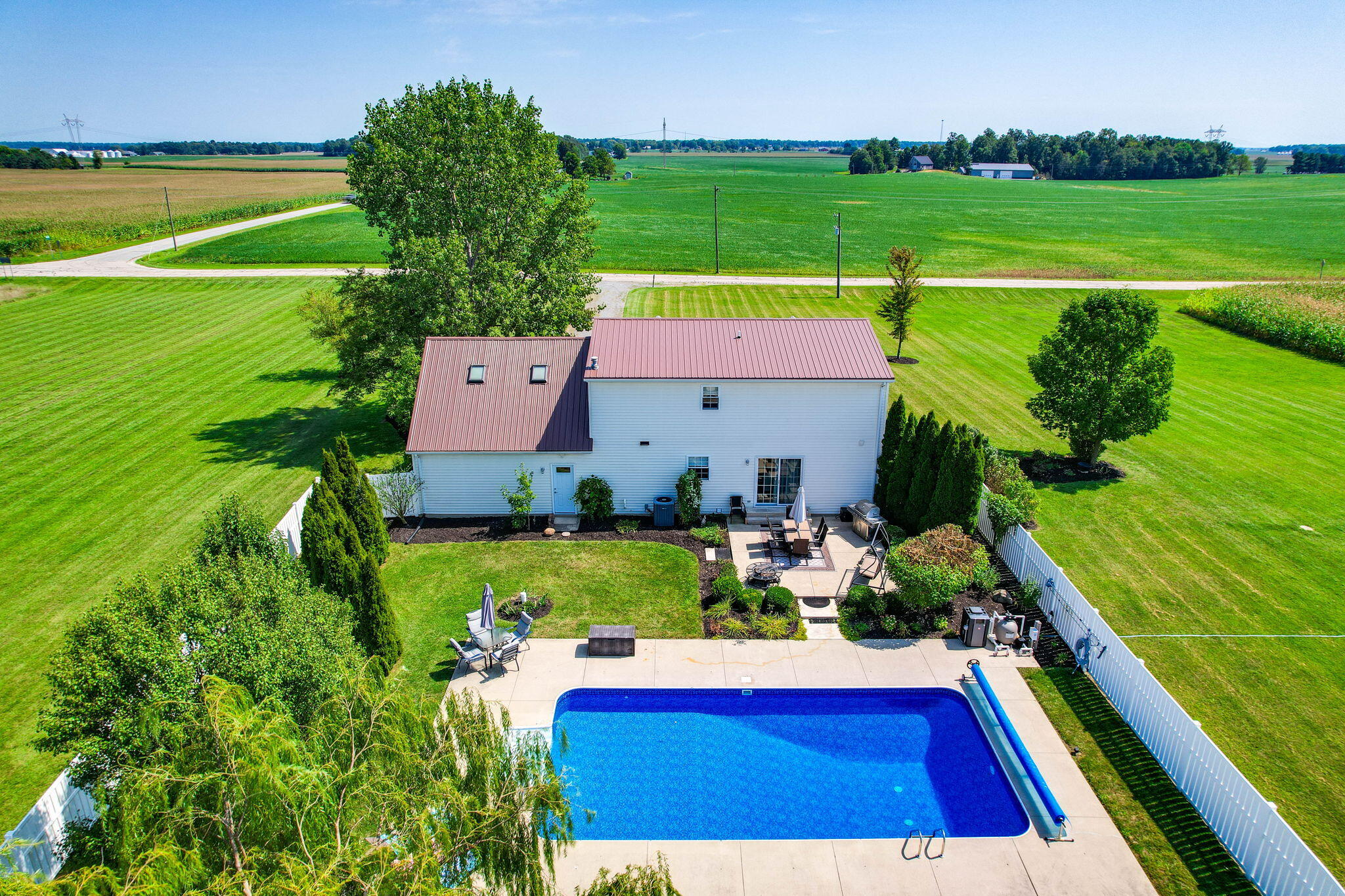 15881 Lochard, Anna, Ohio 45302