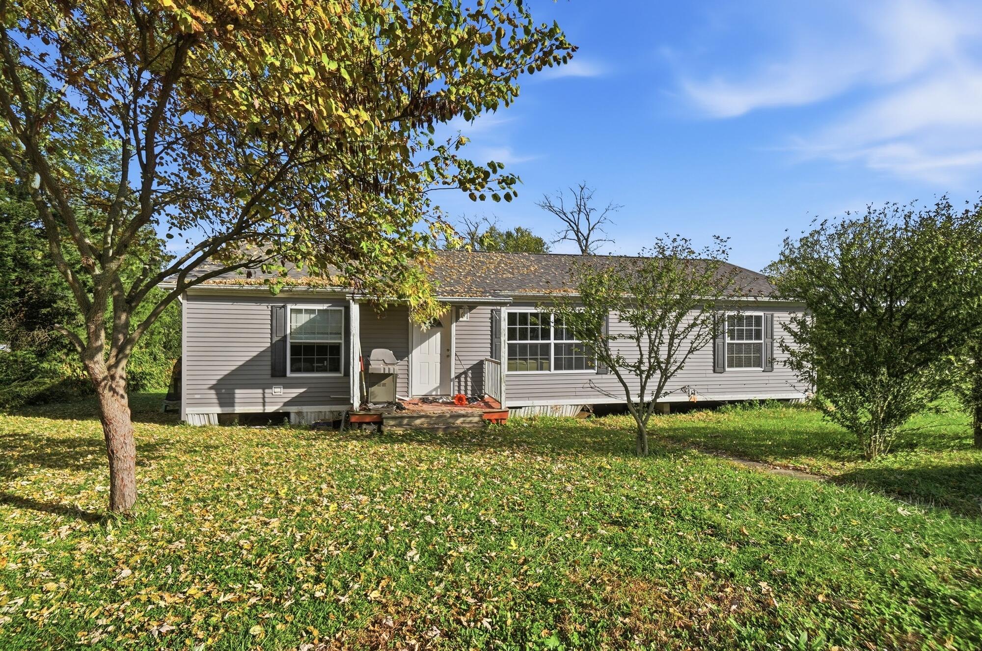 5627 Pitchin, Springfield, Ohio 45502