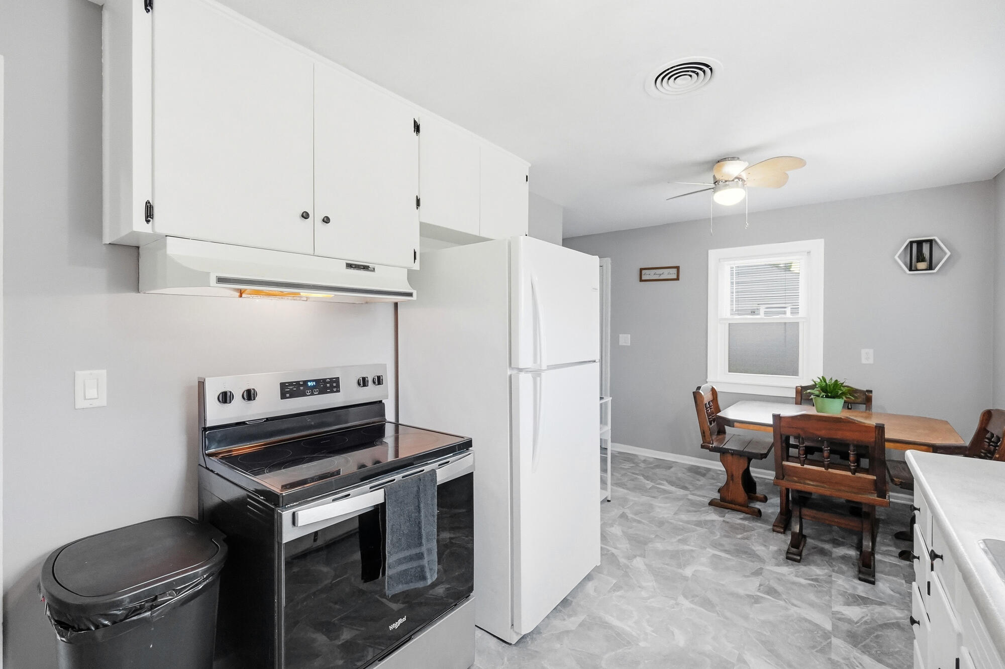 37 Elmwood, Troy, Ohio 45373