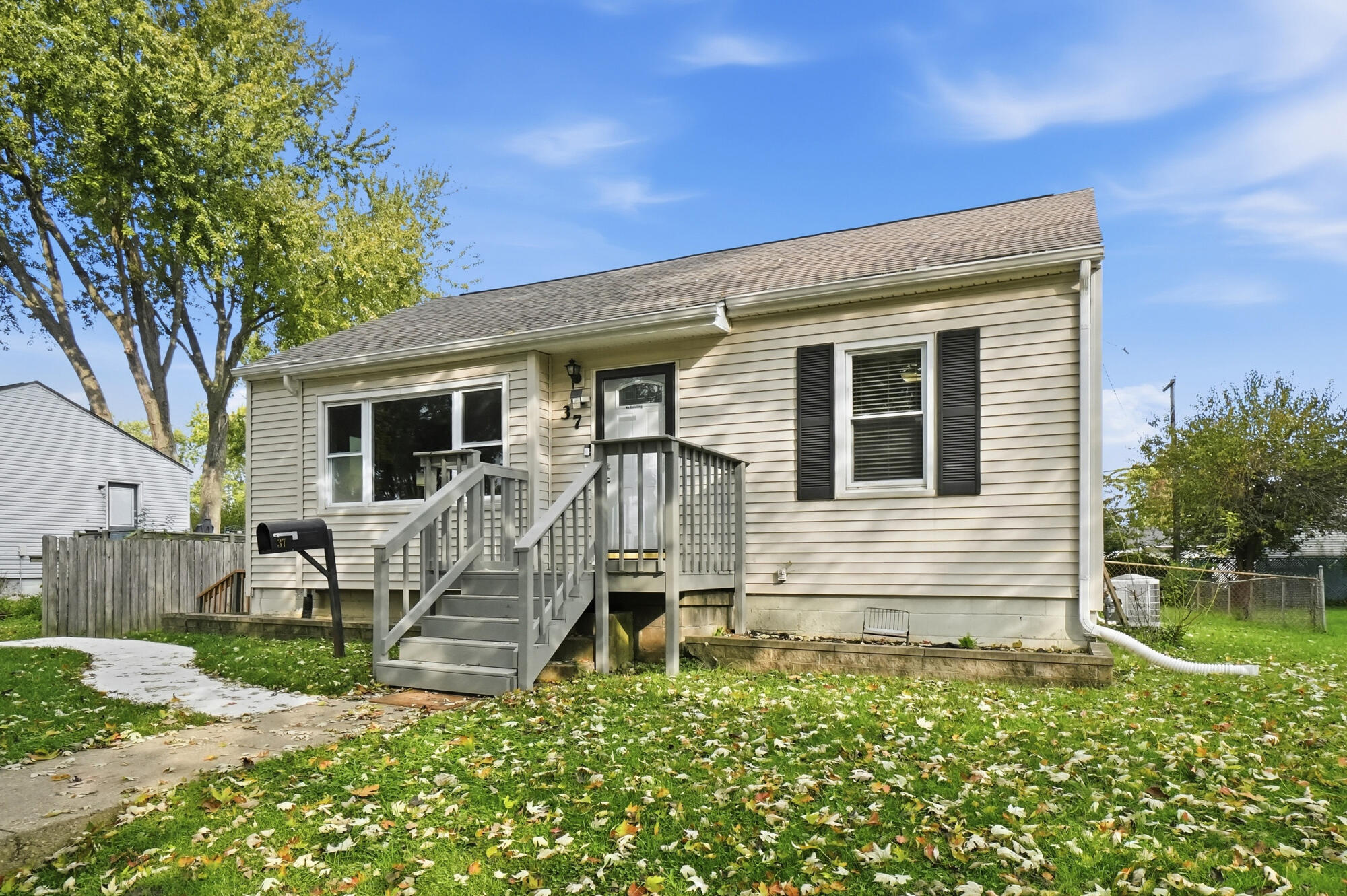 37 Elmwood, Troy, Ohio 45373
