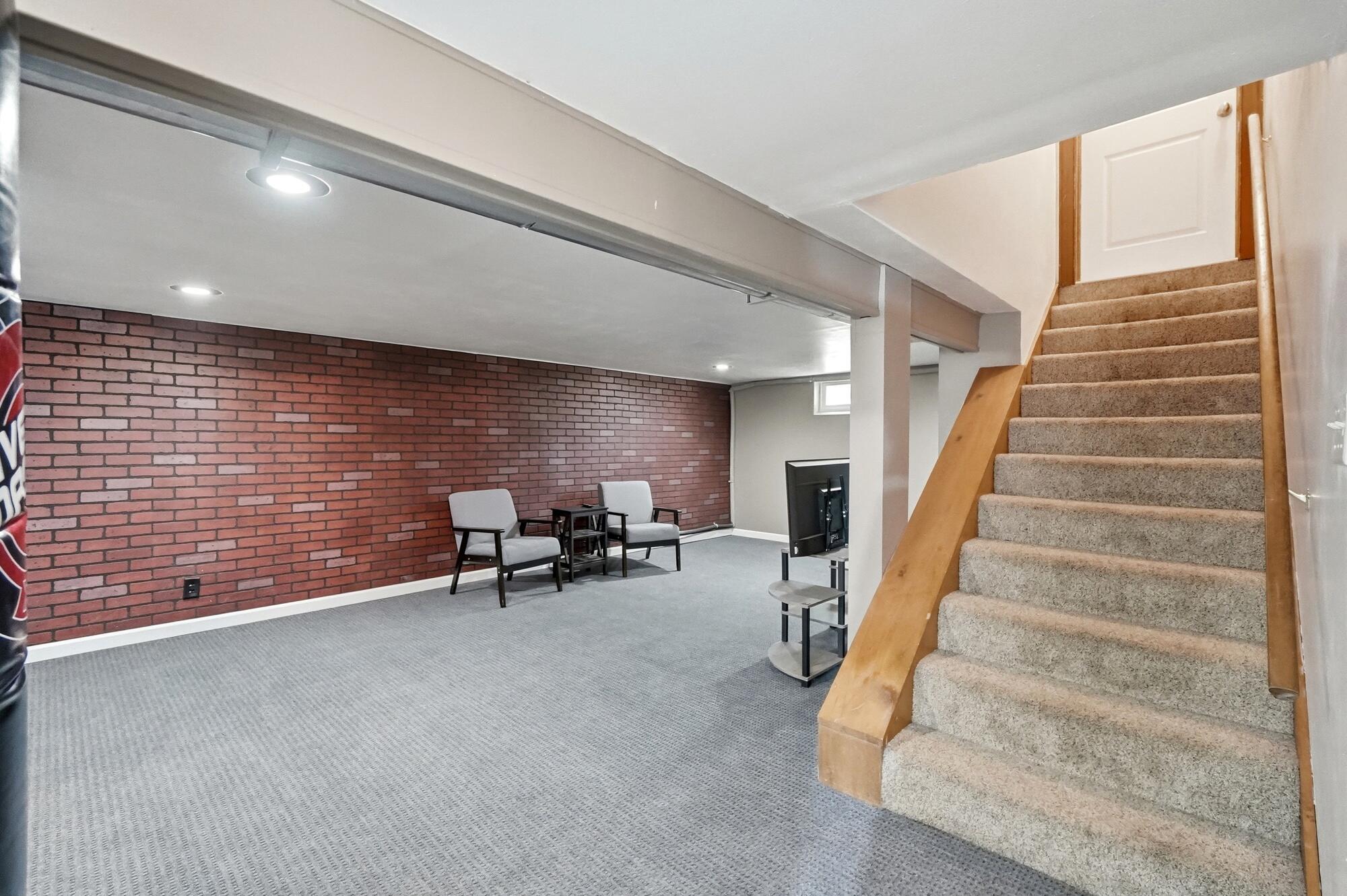 37 Elmwood, Troy, Ohio 45373