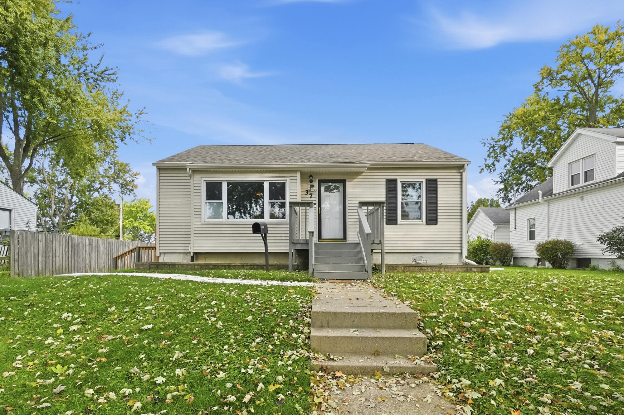 37 Elmwood, Troy, Ohio 45373