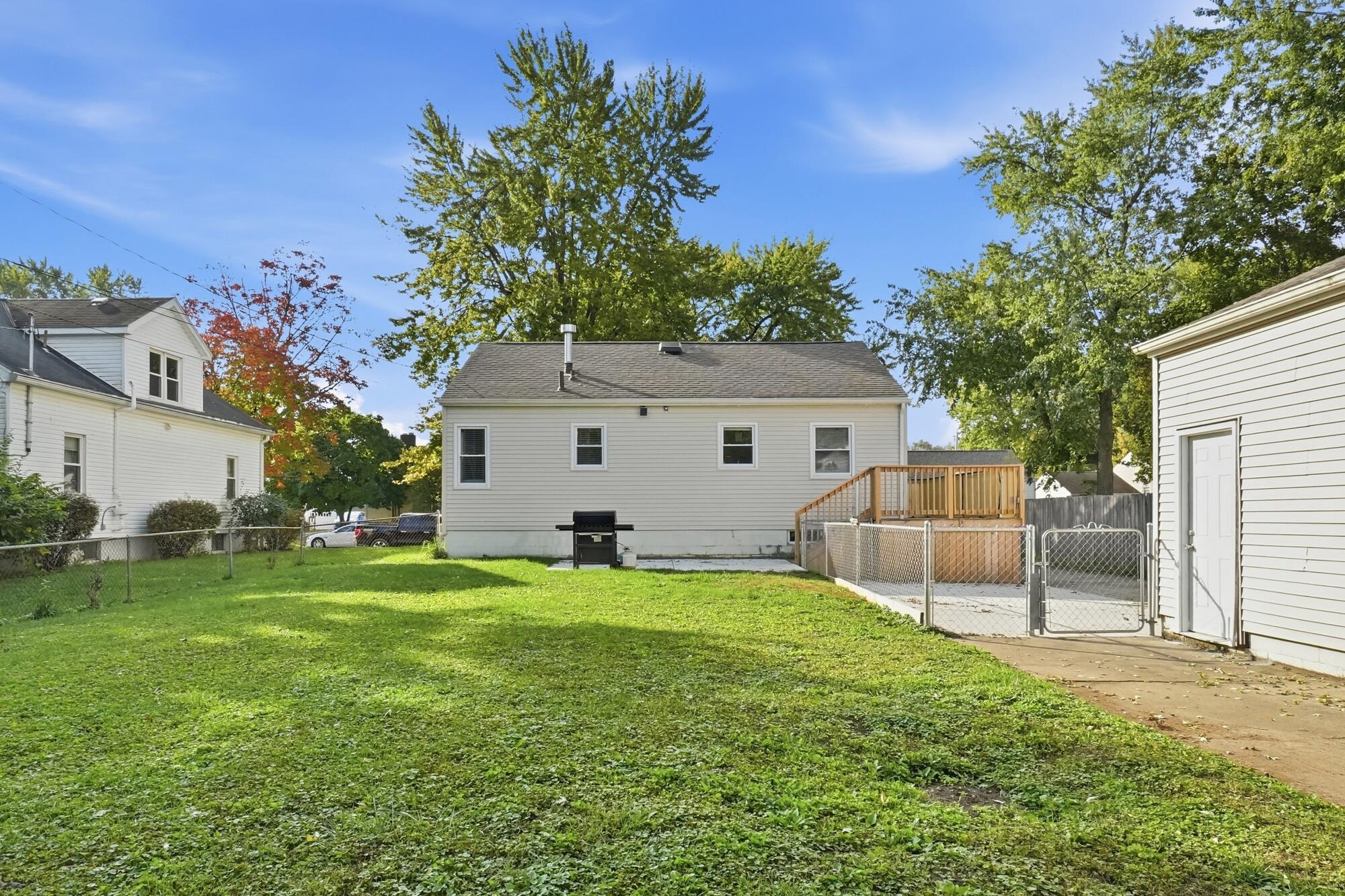 37 Elmwood, Troy, Ohio 45373