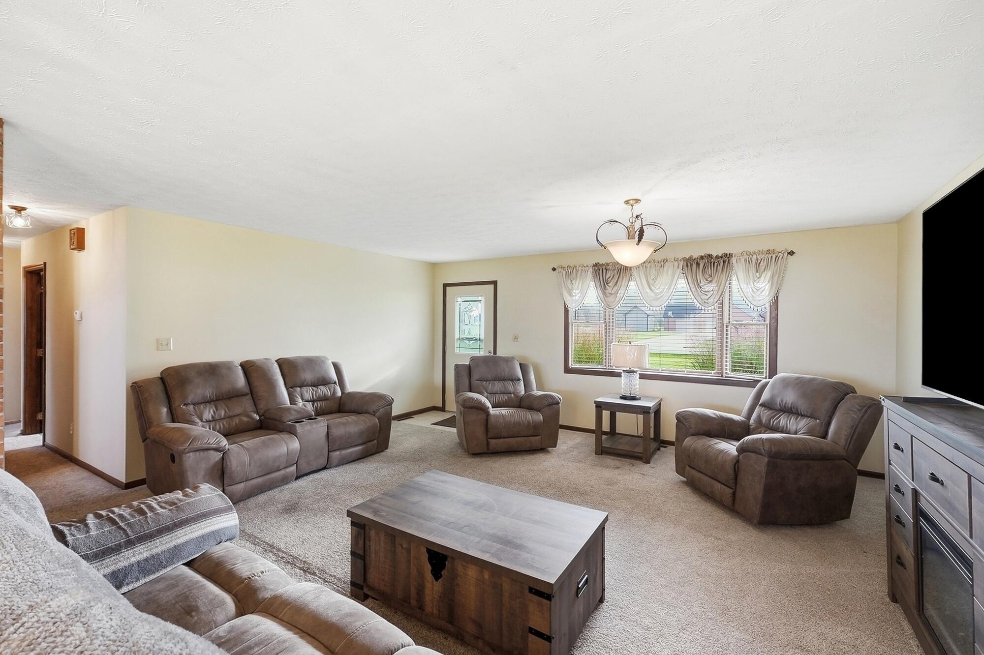 1576 Verona-Pitsburg, Arcanum, Ohio 45304