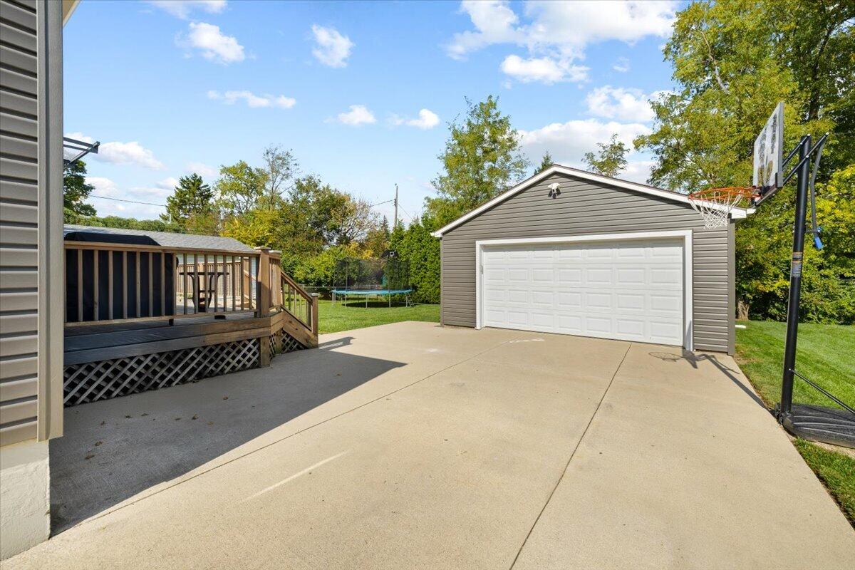 1415 Fleet, Troy, Ohio 45373