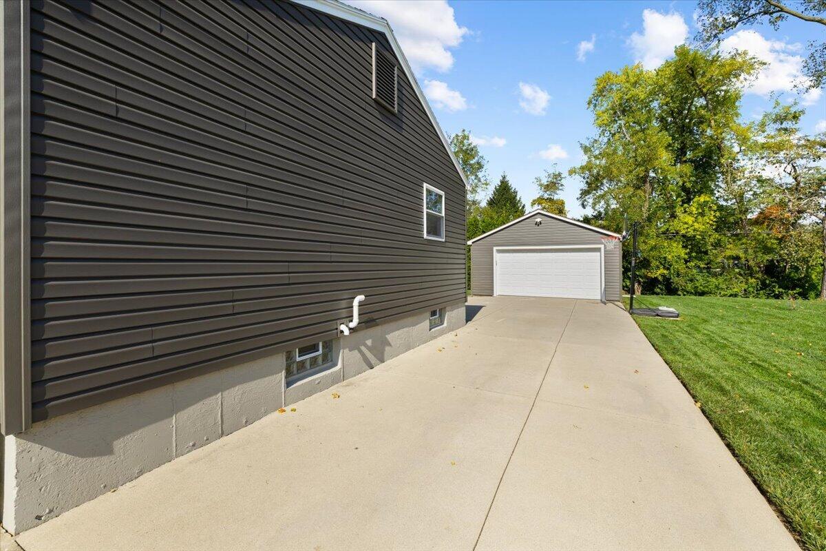 1415 Fleet, Troy, Ohio 45373