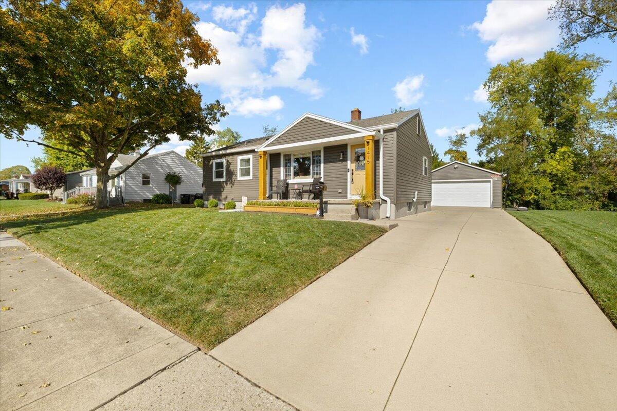 1415 Fleet, Troy, Ohio 45373