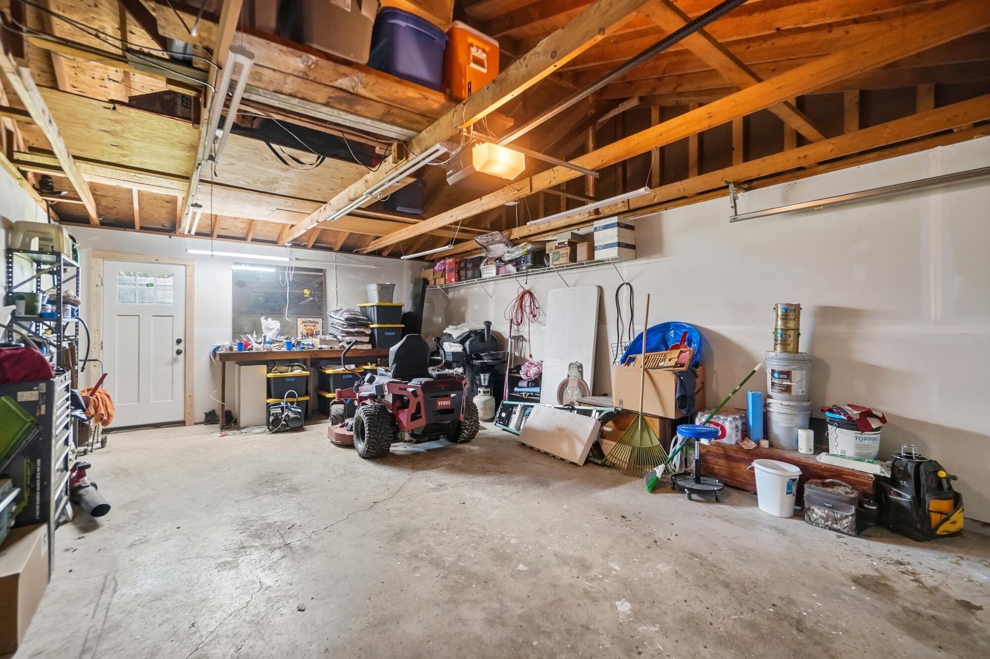3255 Erter, Springfield, Ohio 45503