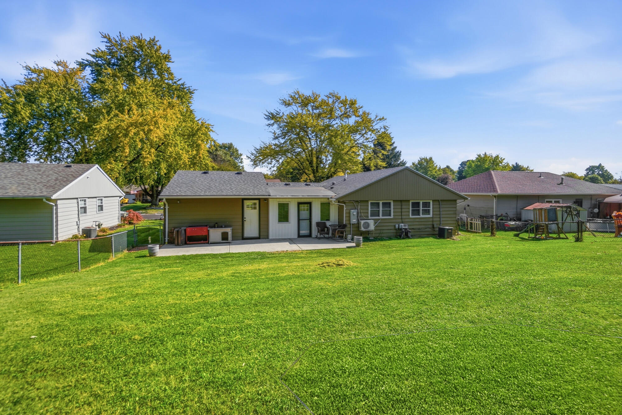 3255 Erter, Springfield, Ohio 45503