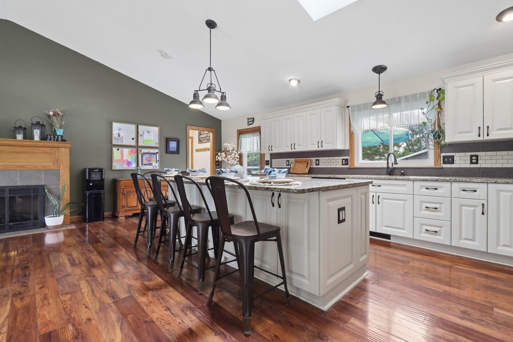 2579 Karok, London, Ohio 43140