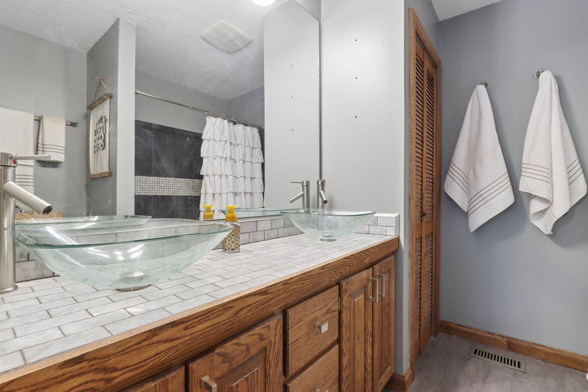 2579 Karok, London, Ohio 43140