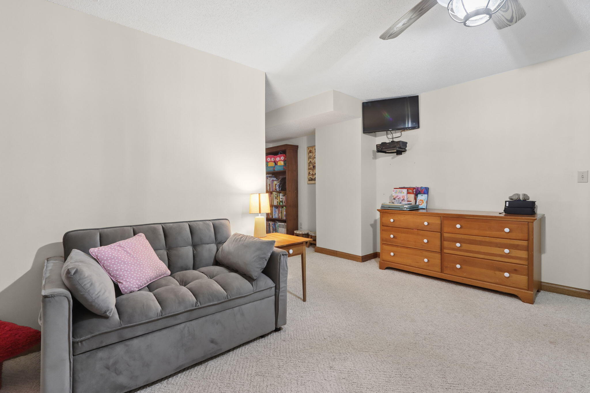 2579 Karok, London, Ohio 43140