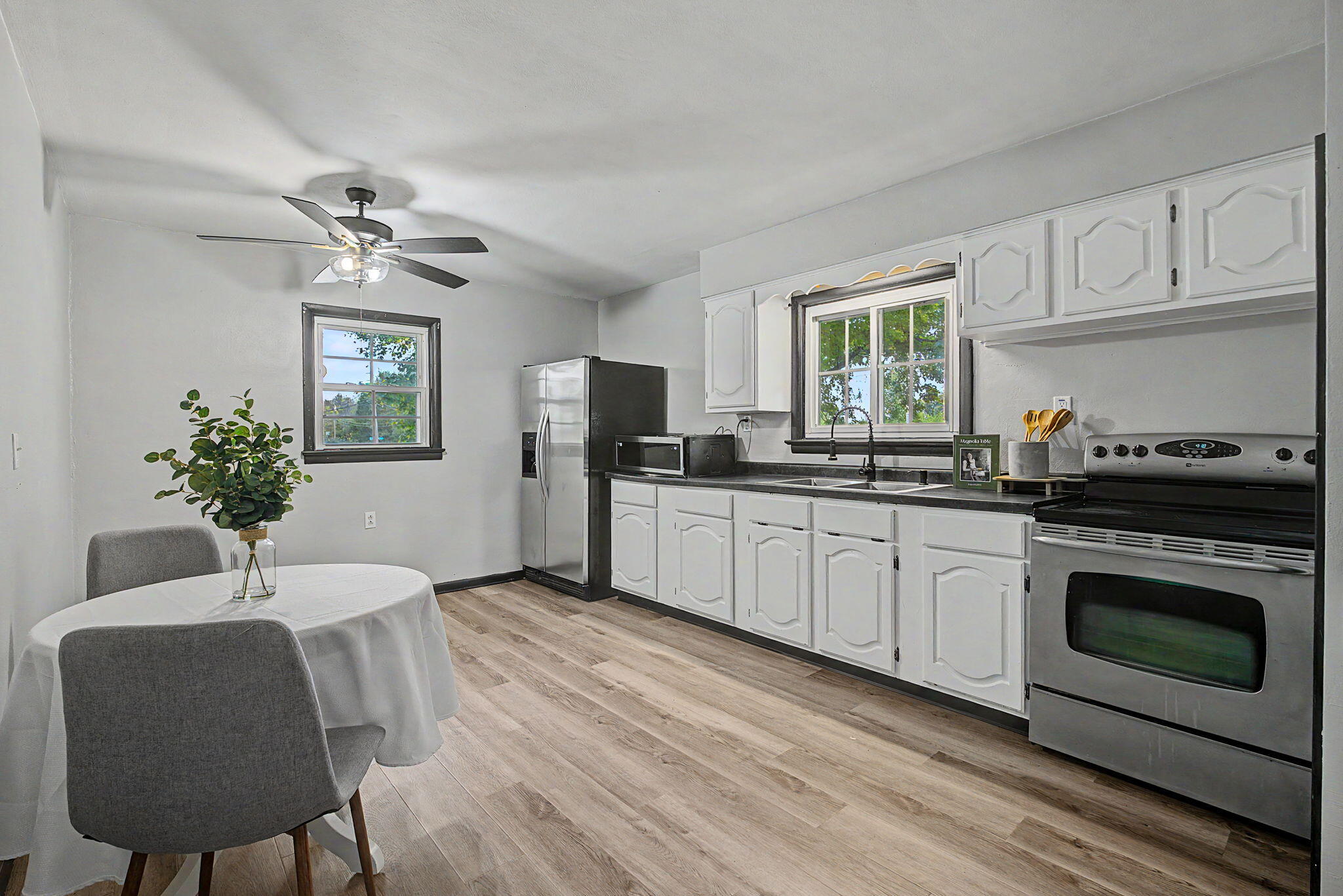 3842 Fairfield, Springfield, Ohio 45502