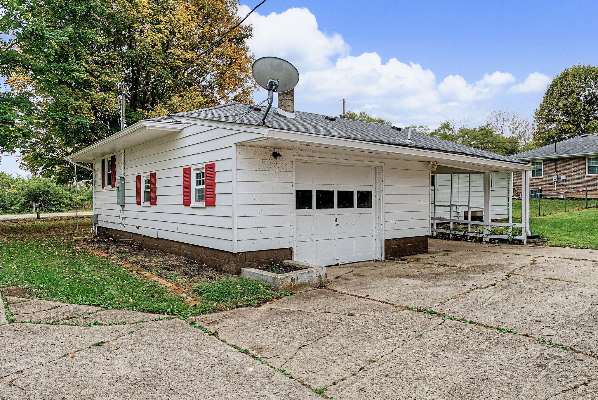 3842 Fairfield, Springfield, Ohio 45502