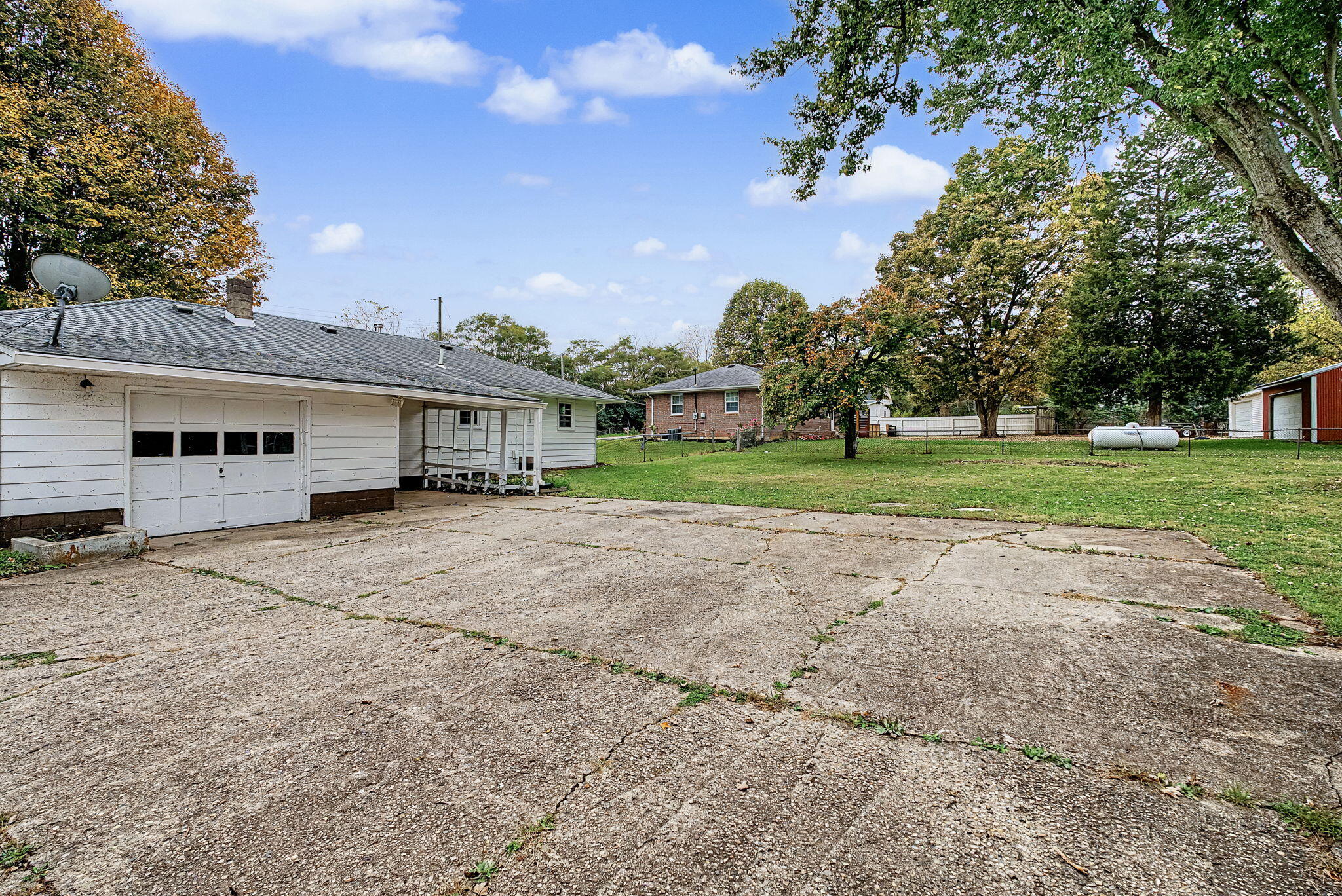 3842 Fairfield, Springfield, Ohio 45502