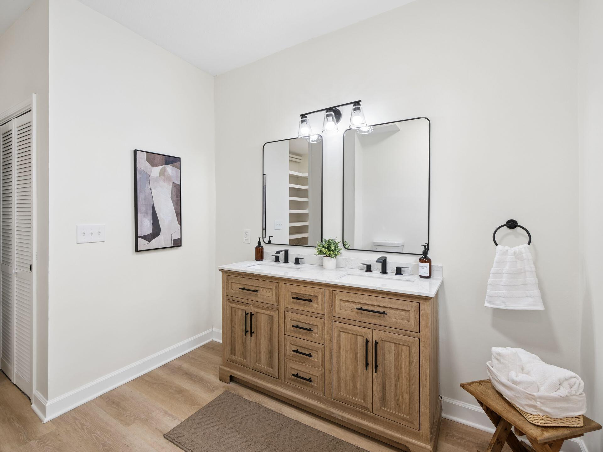 202 Pike, Anna, Ohio 45302