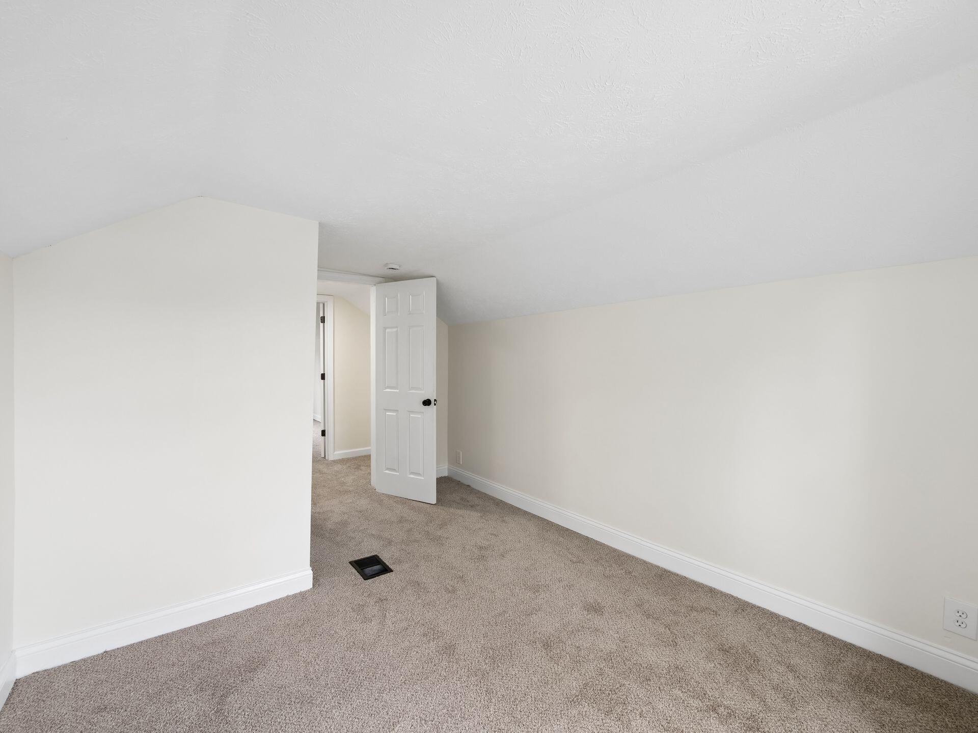 202 Pike, Anna, Ohio 45302