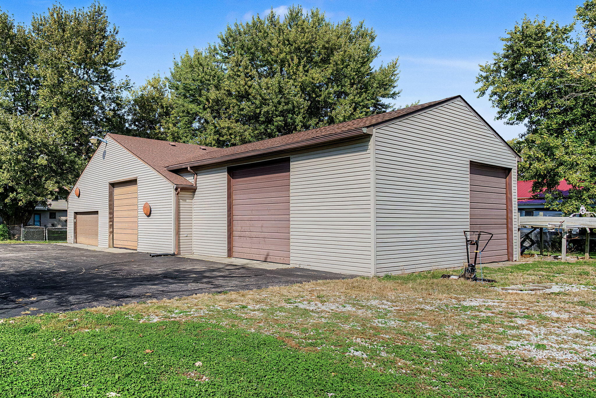 8145 Palmer, New Carlisle, Ohio 45344