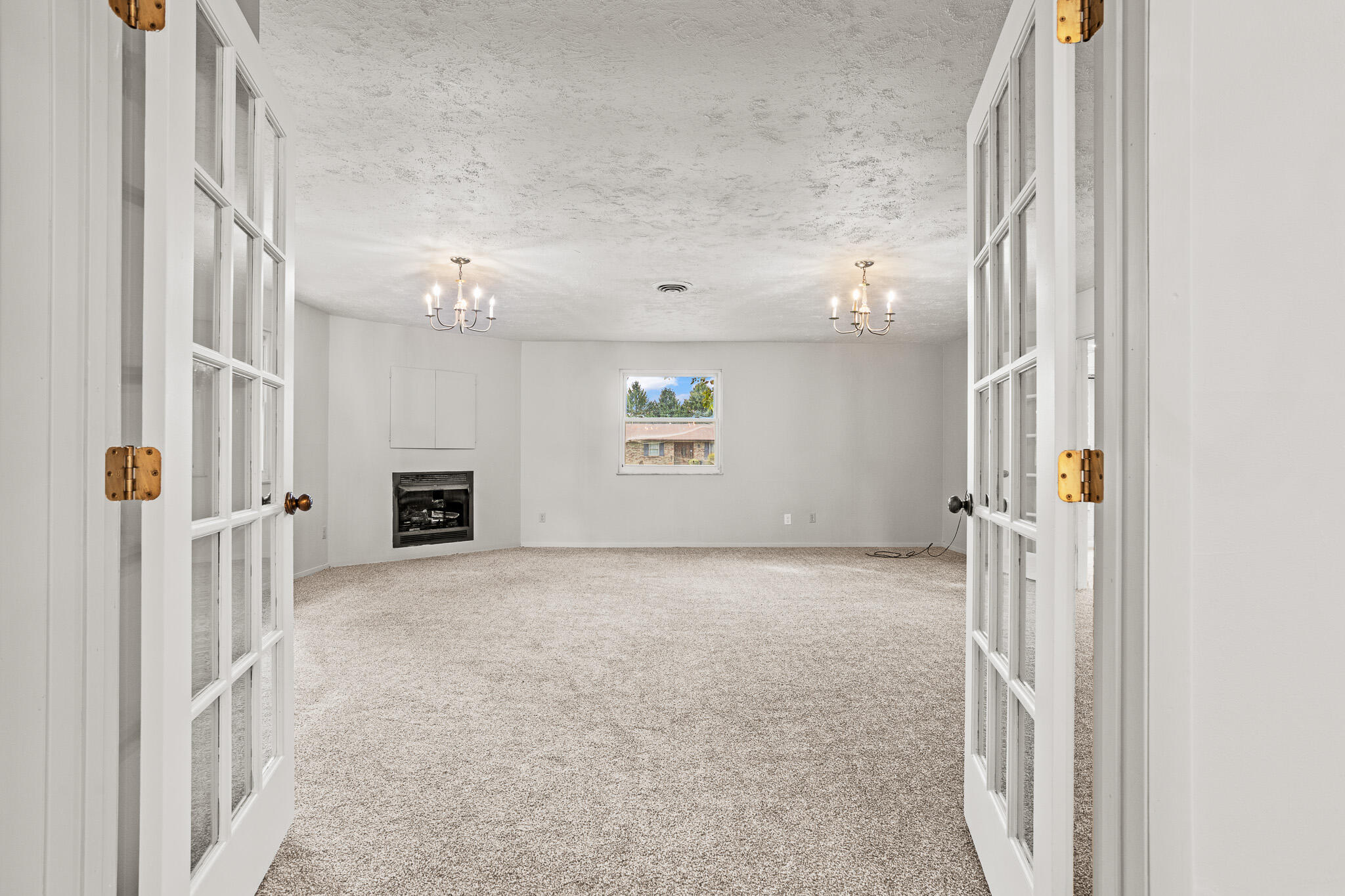 5625 Bradley, Tipp City, Ohio 45371