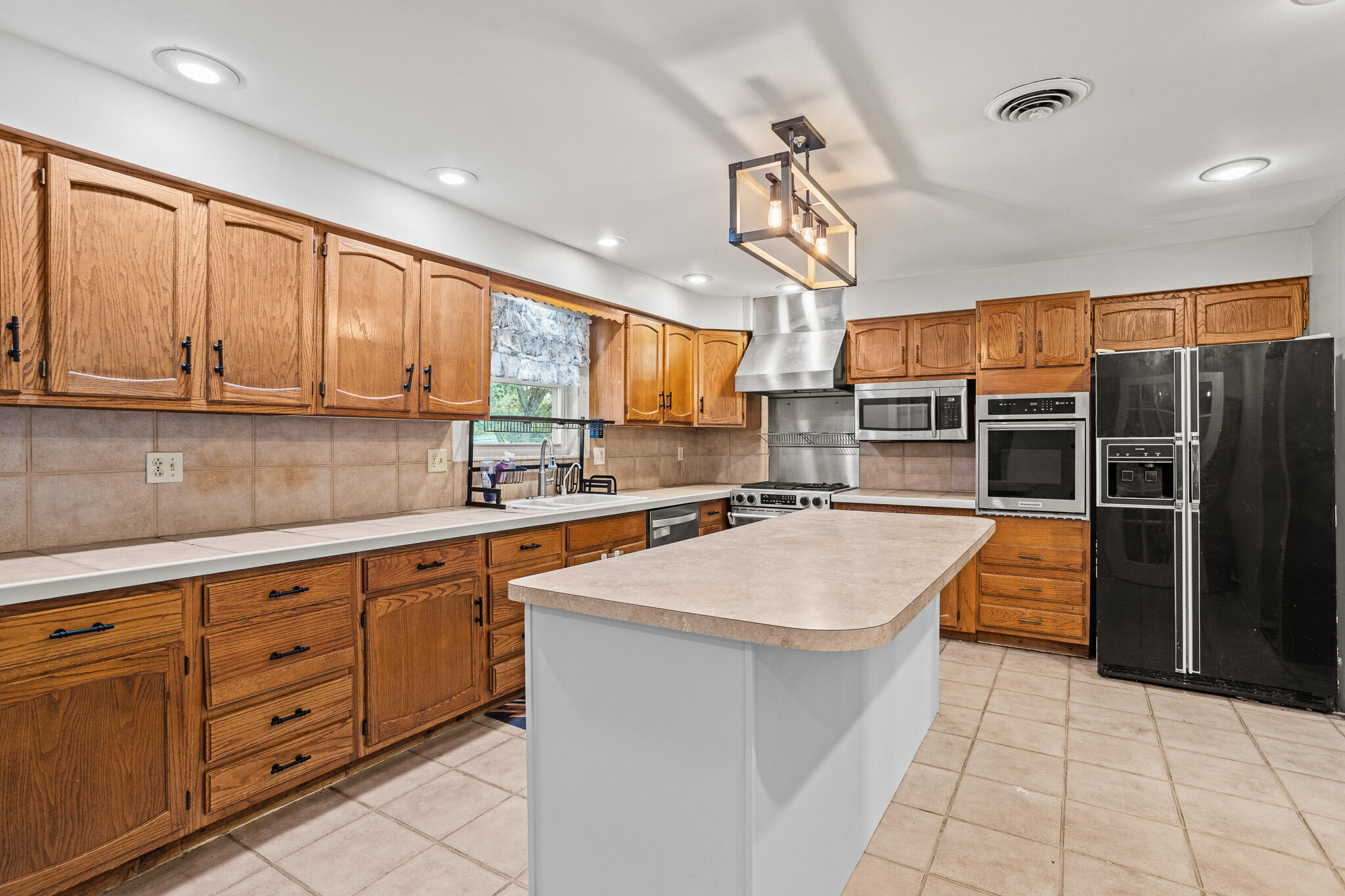 5625 Bradley, Tipp City, Ohio 45371